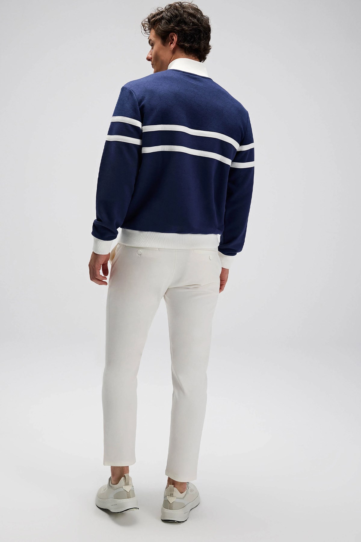 Ellesse Erkek Sweatshirt EM619-NV Lacivert