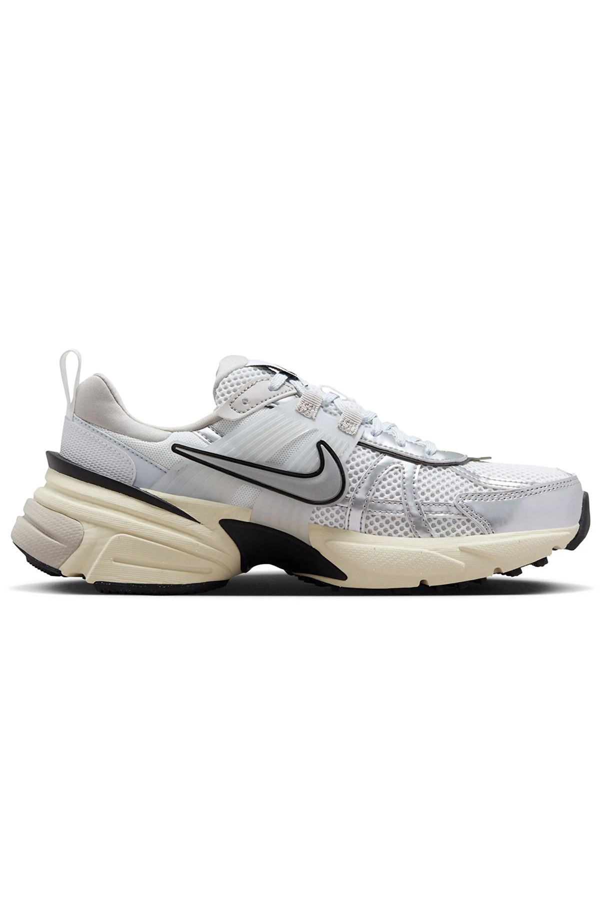 Nike V2K Run Kadın Koşu Ayakkabı  FD0736-100 Beyaz