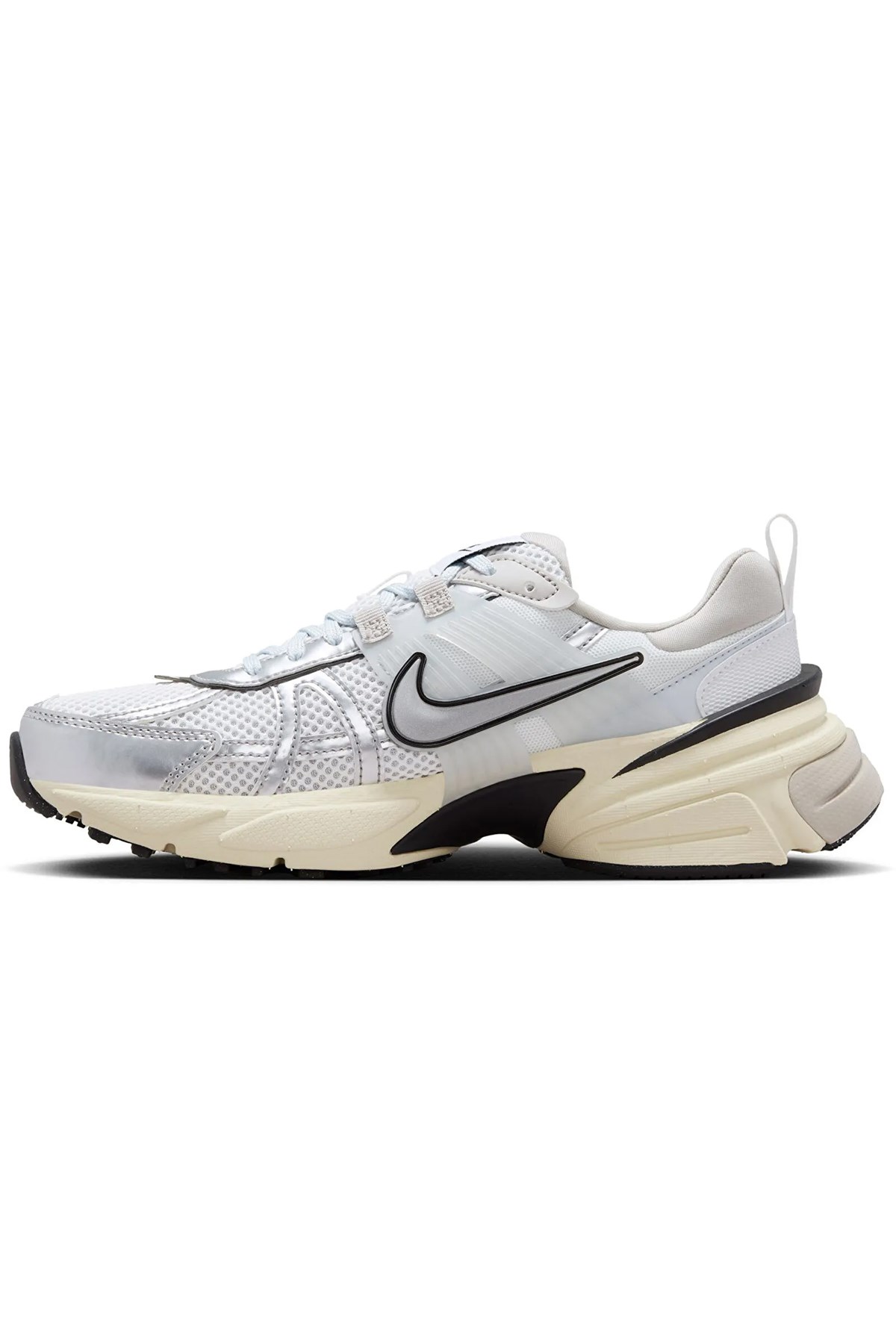 Nike V2K Run Kadın Koşu Ayakkabı  FD0736-100 Beyaz