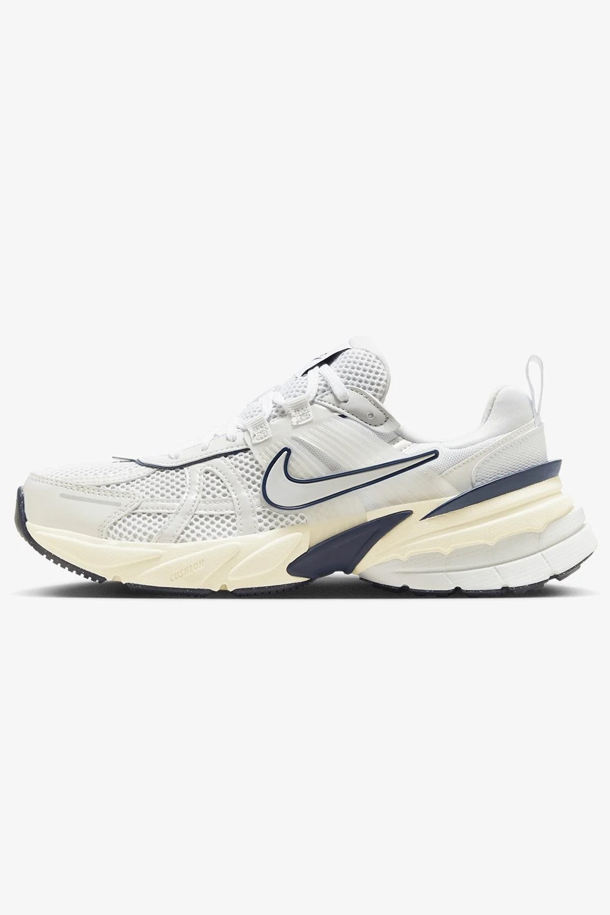 Nike V2K Run Erkek Koşu Ayakkabı  FD0736-102 Beyaz