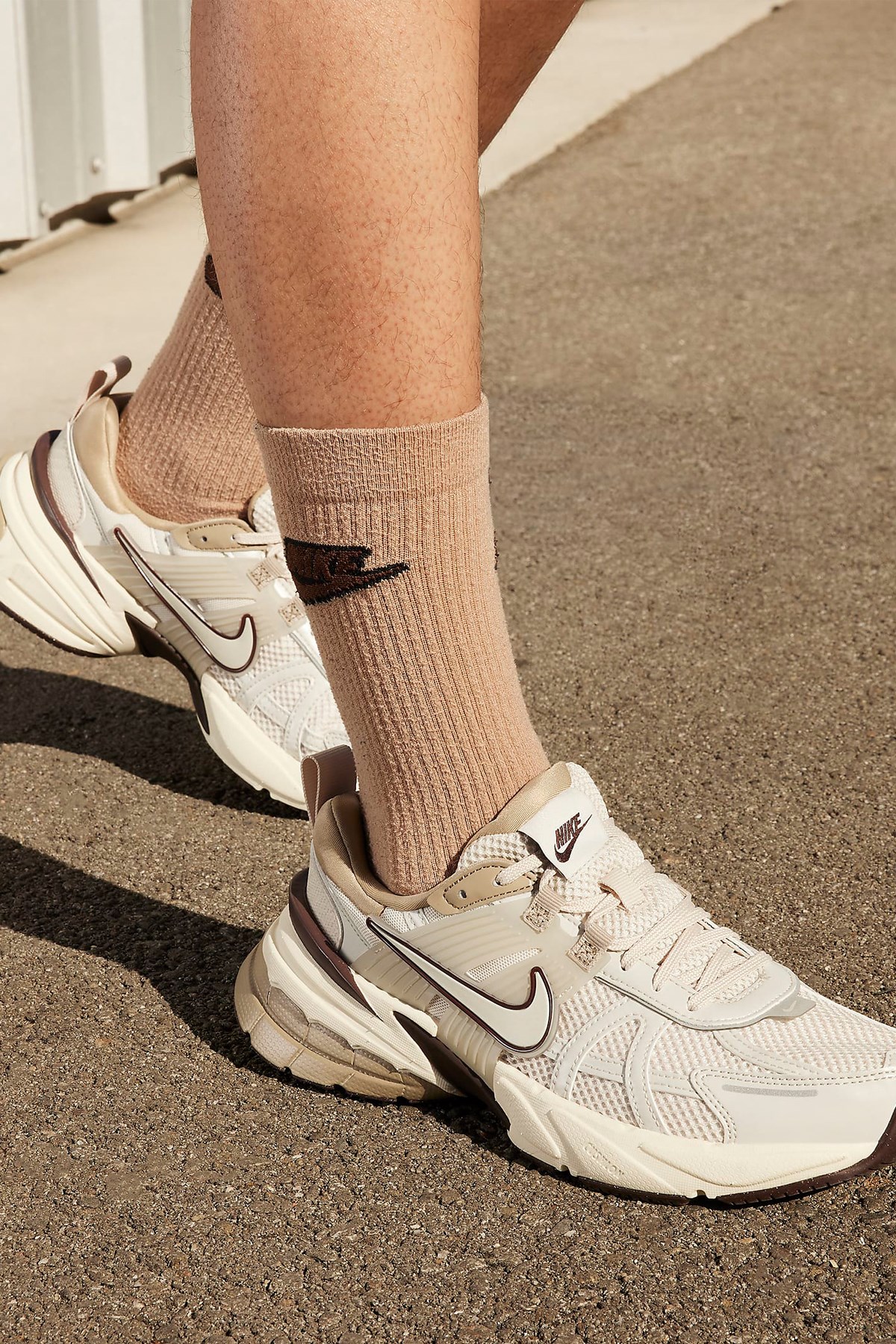 Nike V2K Run Kadın Koşu Ayakkabı  FD0736-103 Bej