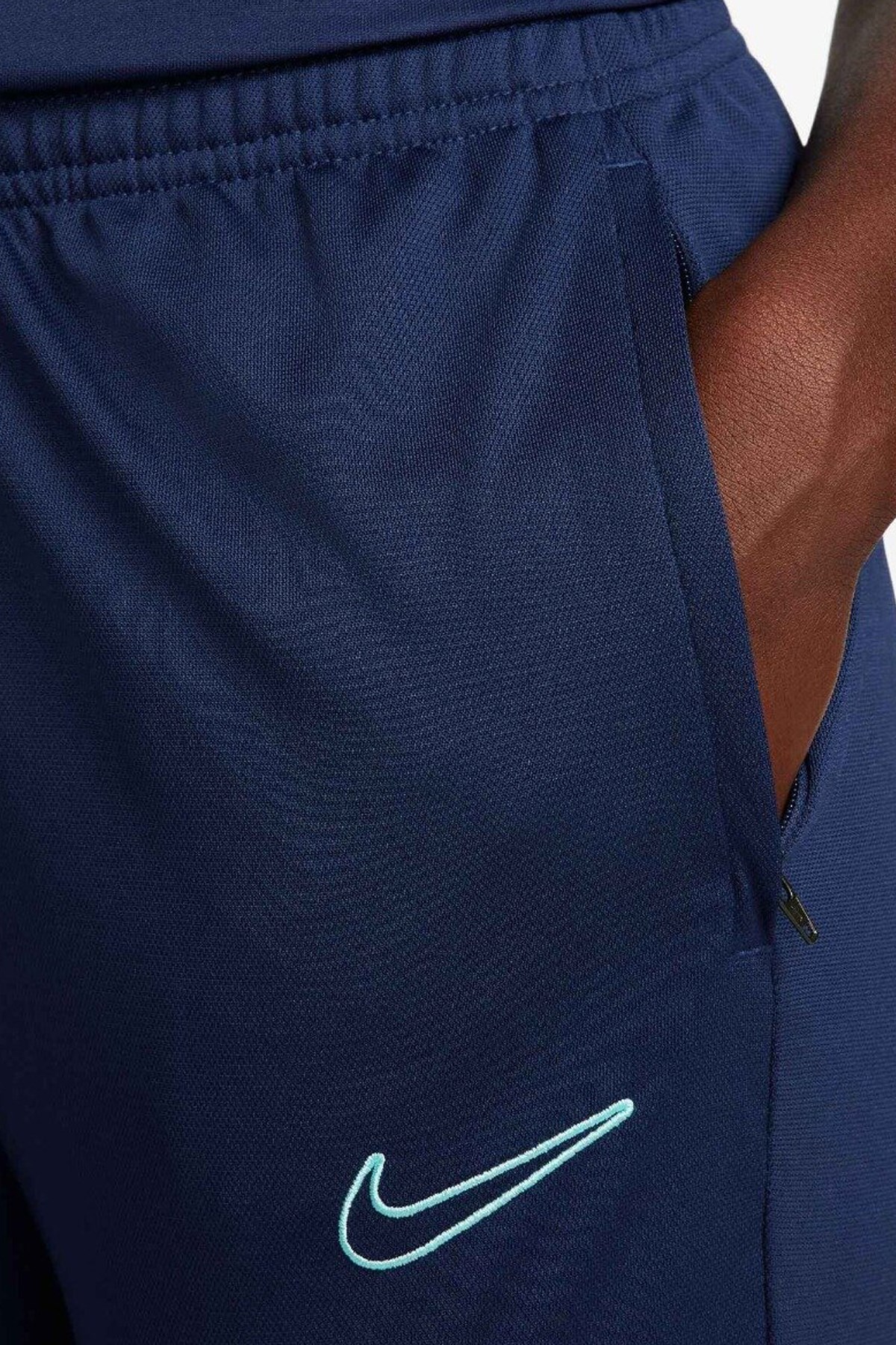 Nike Dri-FIT Academy Kadın Eşofman Takımı FD4120-410 Lacivert