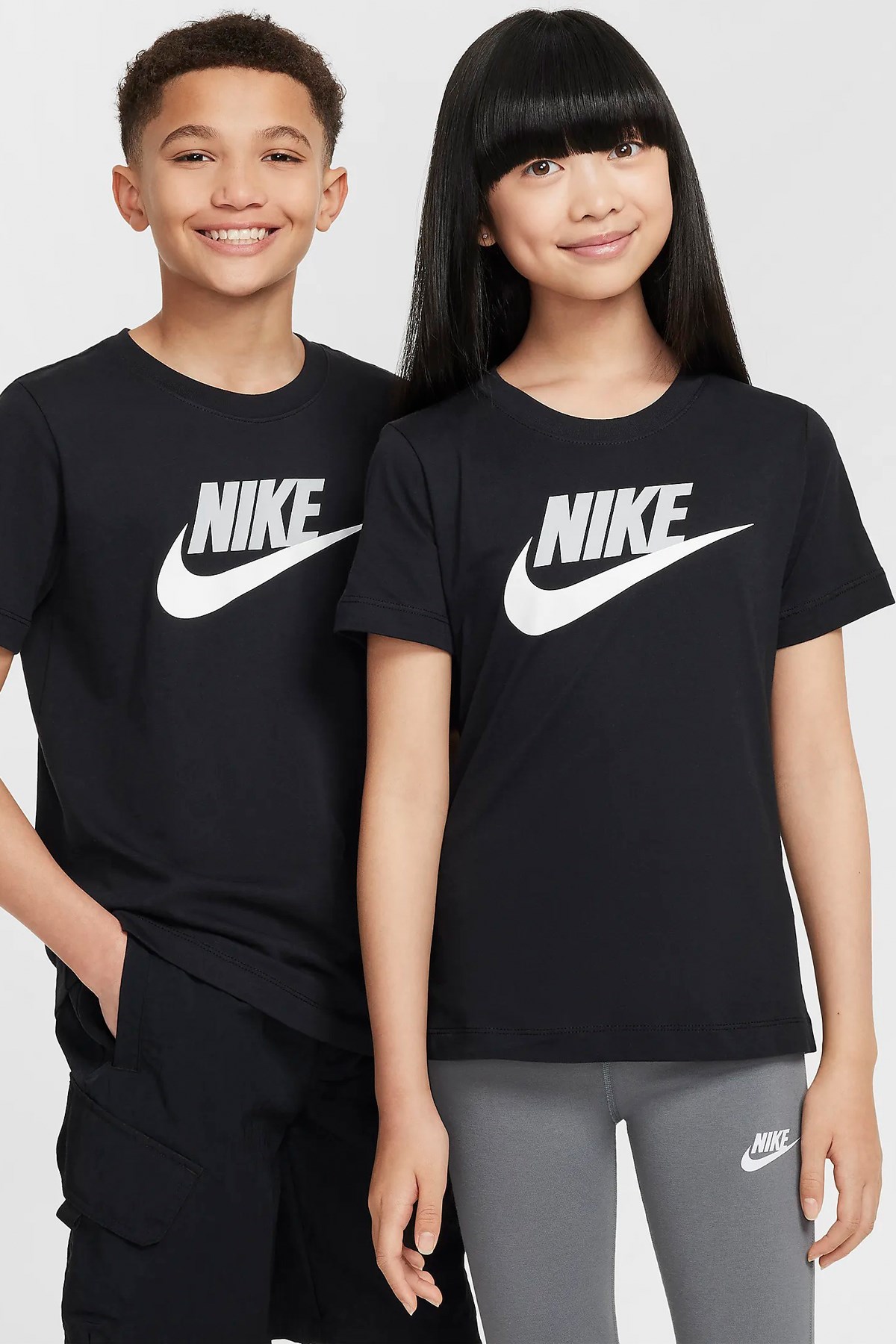 Nike K Nsw Tee Futura Hbr Çocuk Tişört FZ5178-010 Siyah