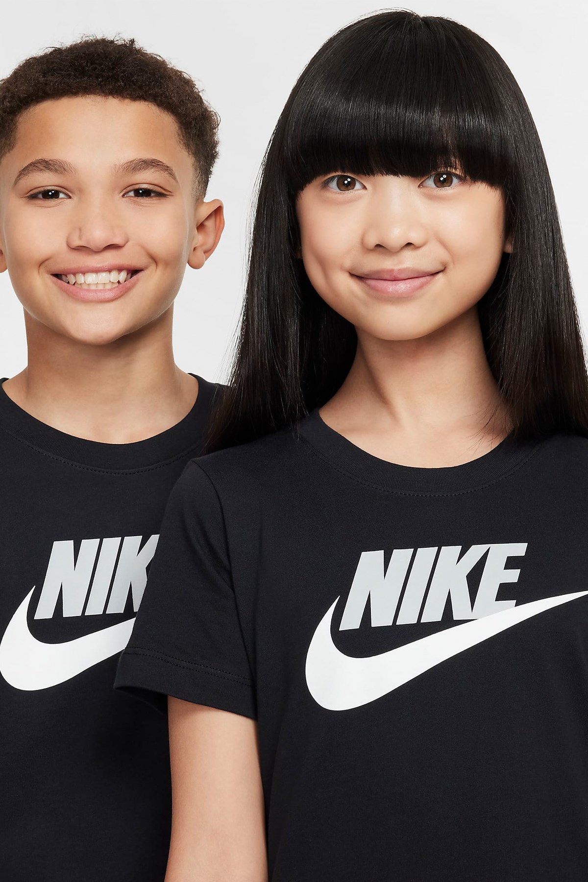 Nike K Nsw Tee Futura Hbr Çocuk Tişört FZ5178-010 Siyah
