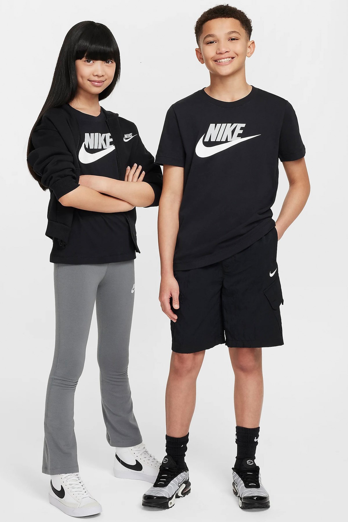 Nike K Nsw Tee Futura Hbr Çocuk Tişört FZ5178-010 Siyah
