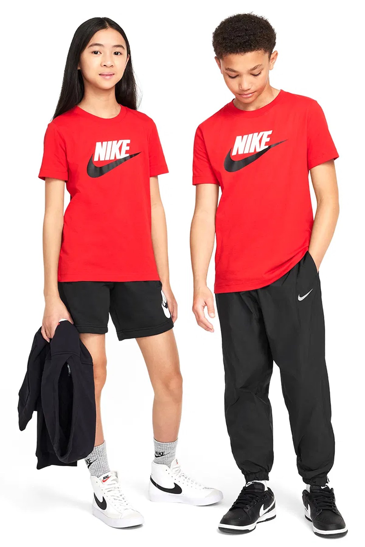 Nike K Nsw Tee Futura Hbr Çocuk Tişört FZ5178-657 Kırmızı