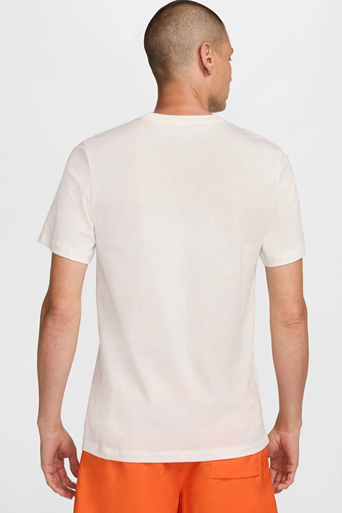 Nike M Nsw Tee 6 Mo Futura Erkek Tişört FZ5375-133 Beyaz