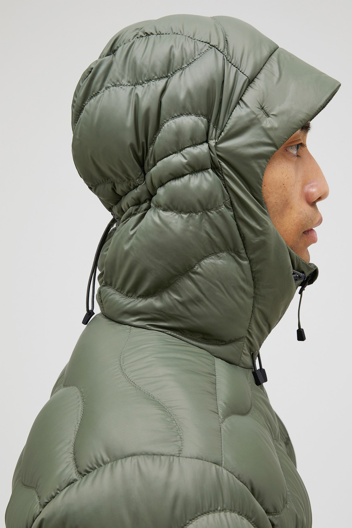 Peak Performance Helium Erkek Kaz Tüyü Outdoor Mont G79621050 Yeşil