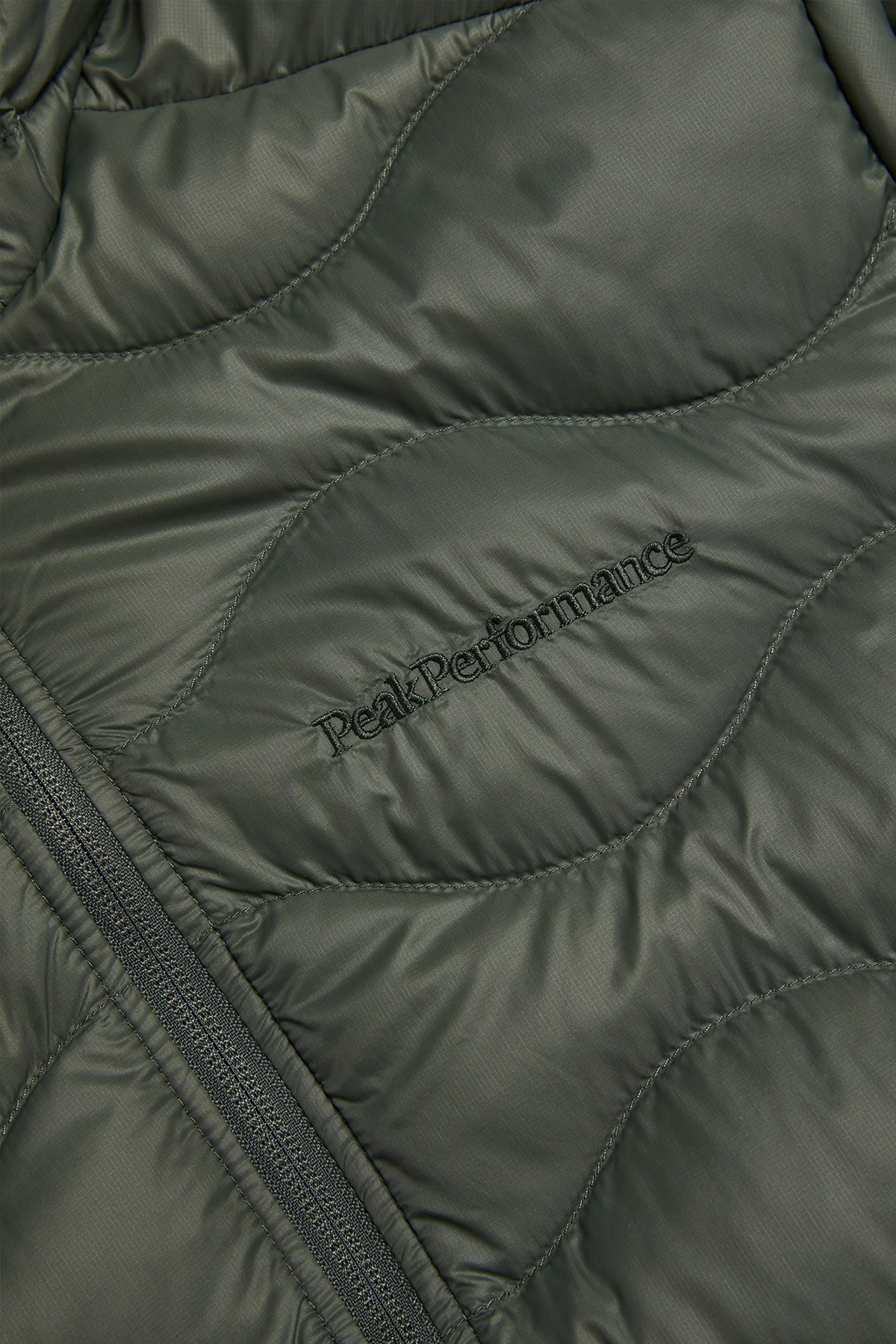 Peak Performance Helium Erkek Kaz Tüyü Outdoor Mont G79621050 Yeşil