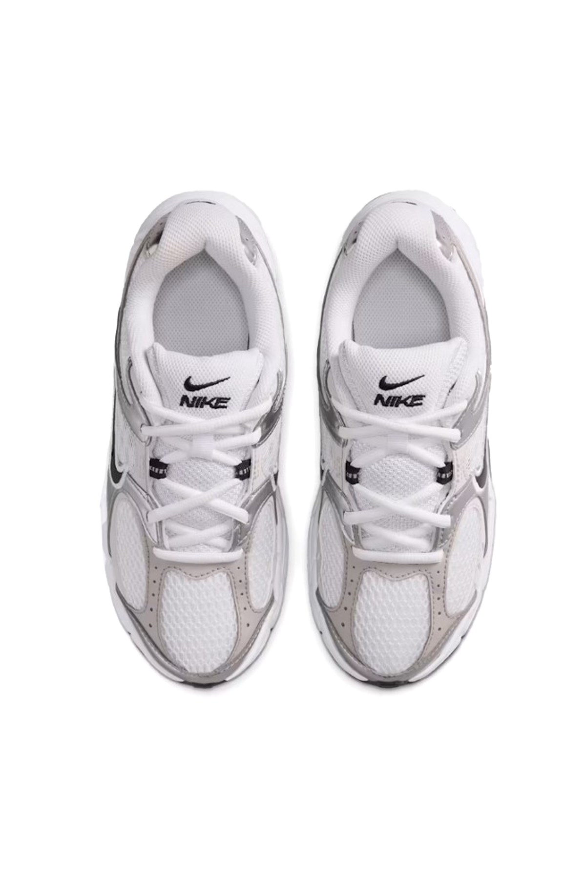 Nike V5 RNR Çocuk Spor Ayakkabı HQ6411-100 Beyaz