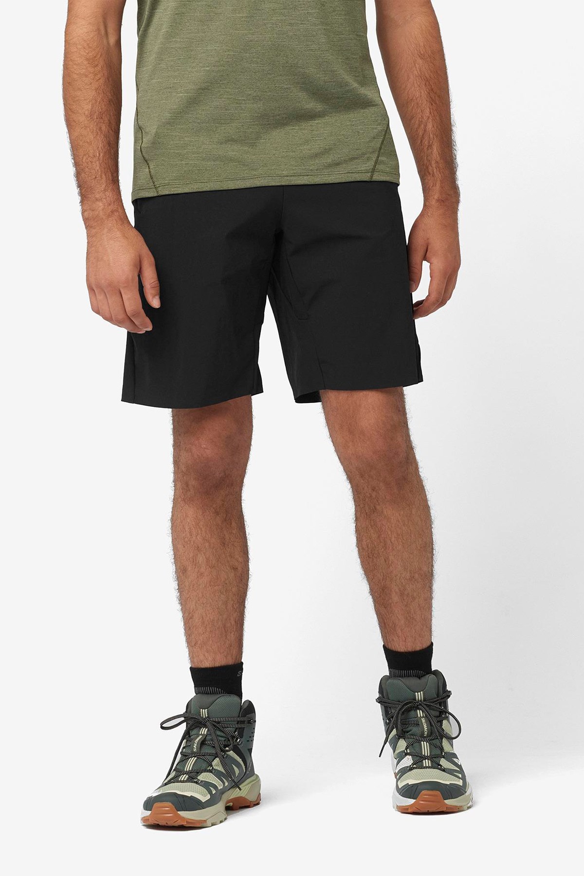 Salomon Wayfarer Ease Erkek Outdoor Şort LC2210100 Siyah