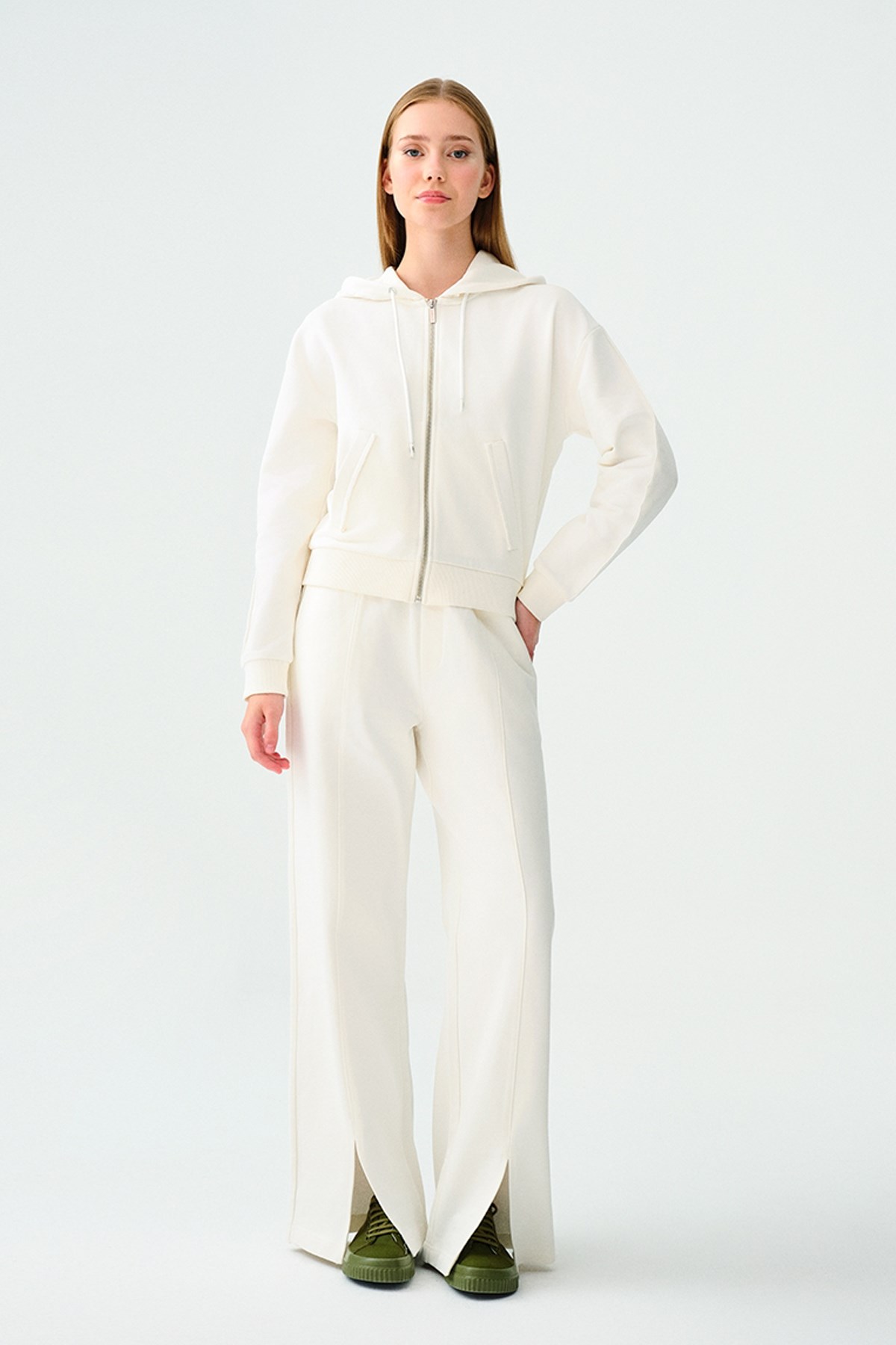 Loft Kadın Sweatshirt LF2037636 Ekru