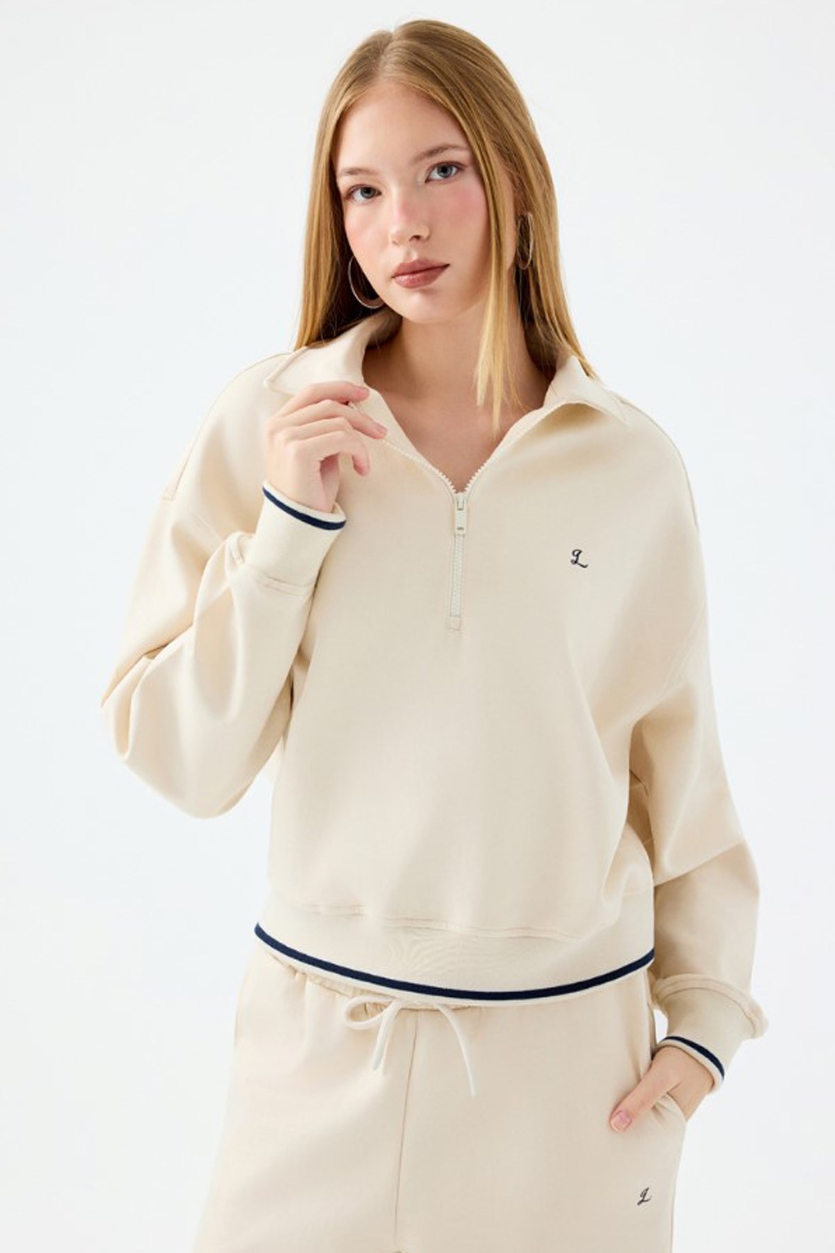 Loft Kadın Sweatshirt Ekru
