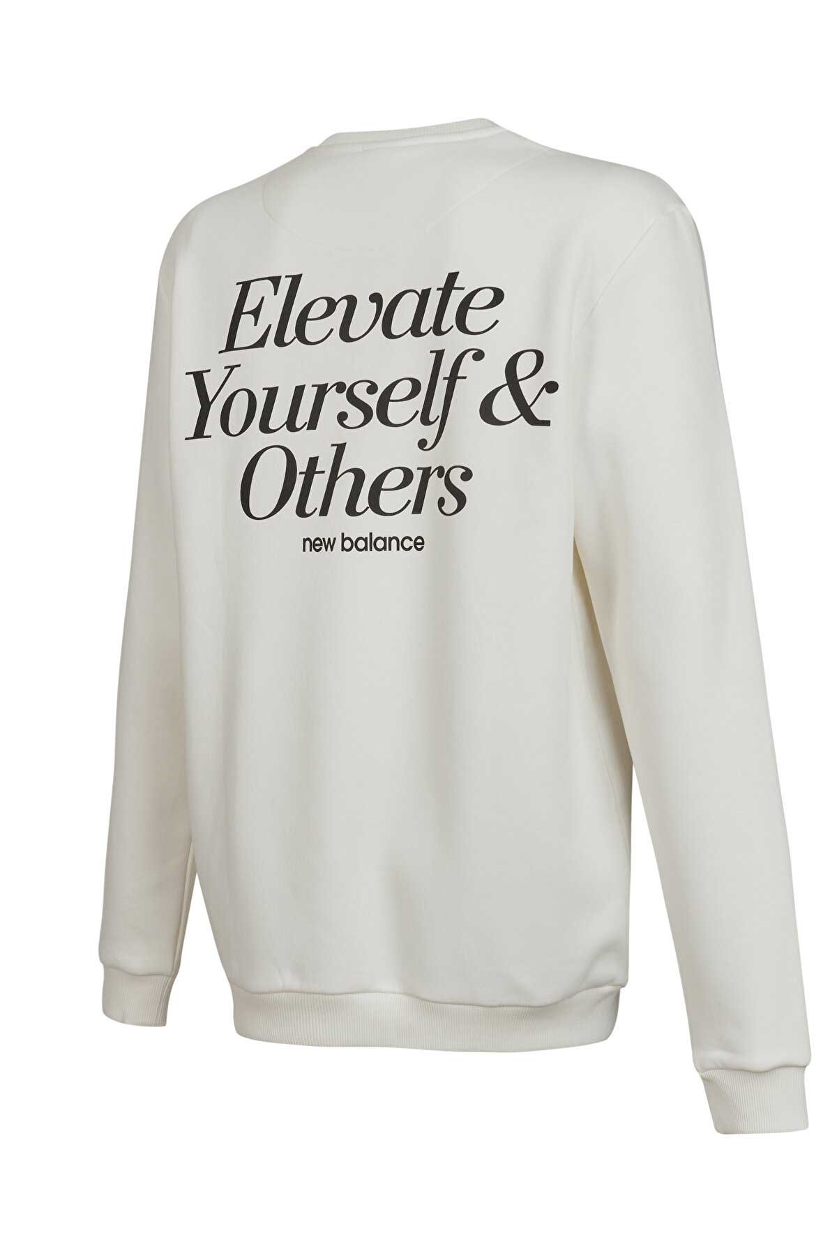 New Balance Lifestyle Erkek Sweatshirt MNC3328-SST Beyaz
