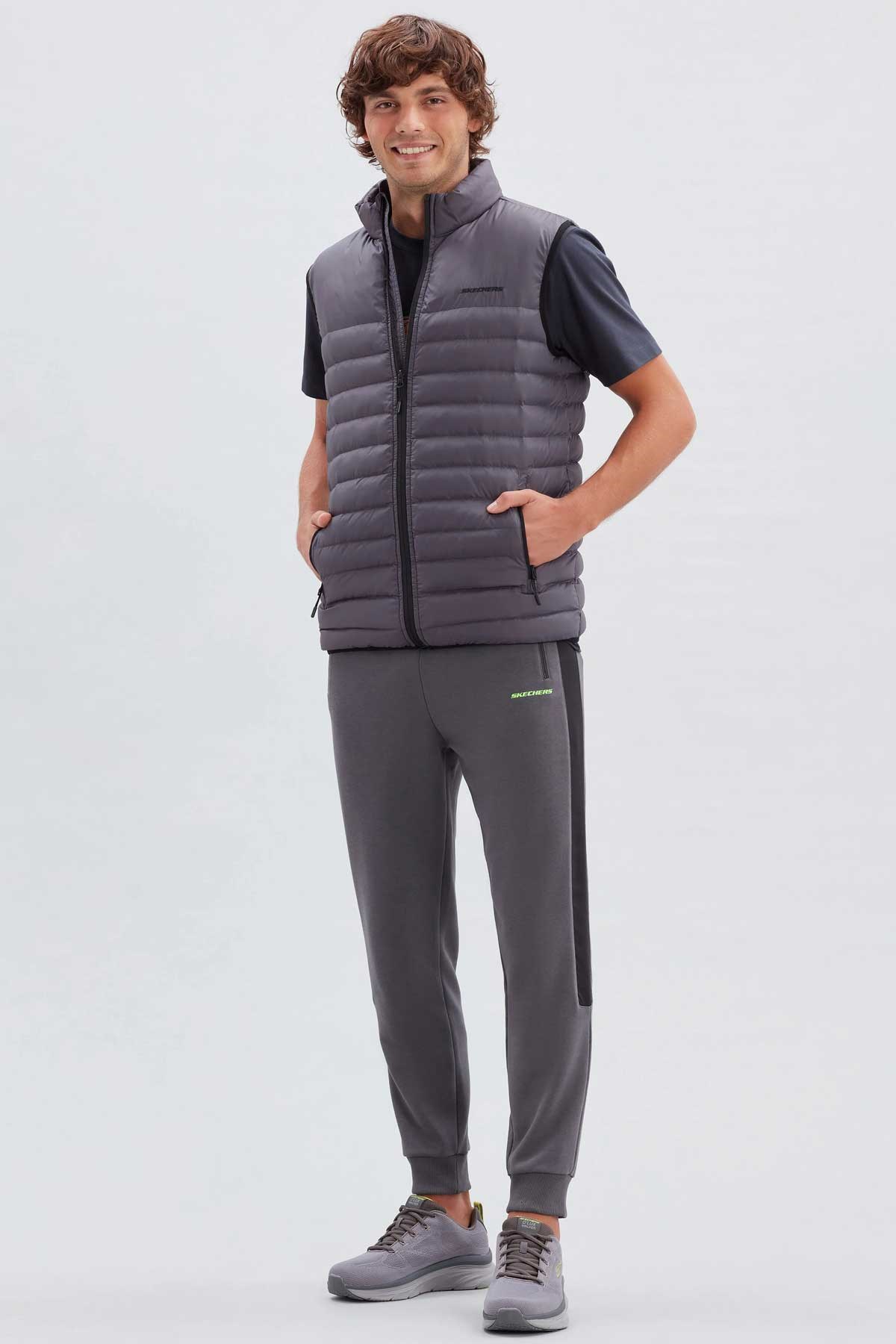 Skechers Essential Erkek Yelek S202174-040 Gri