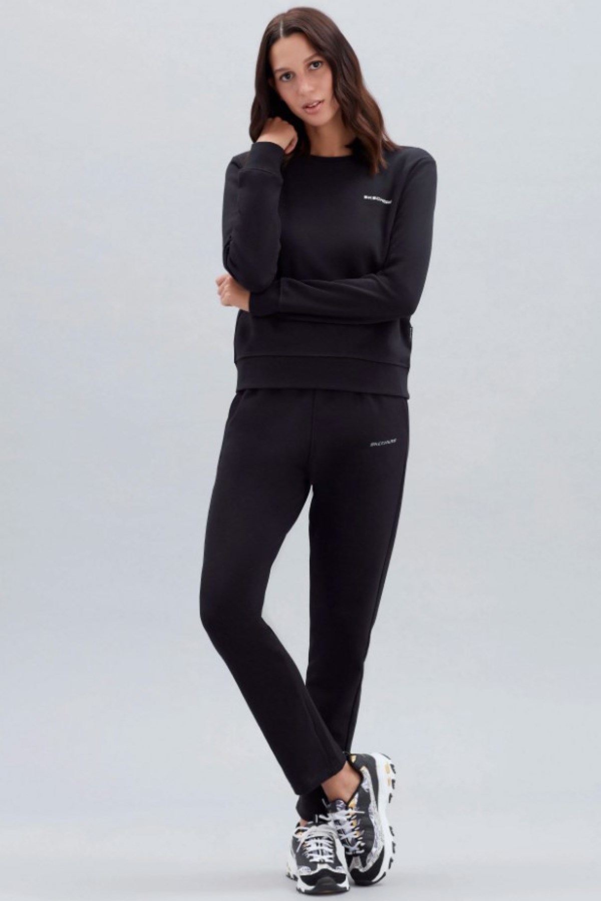 Skechers New Basics Crew Neck Kadın Sweatshirt S212182-001 Siyah
