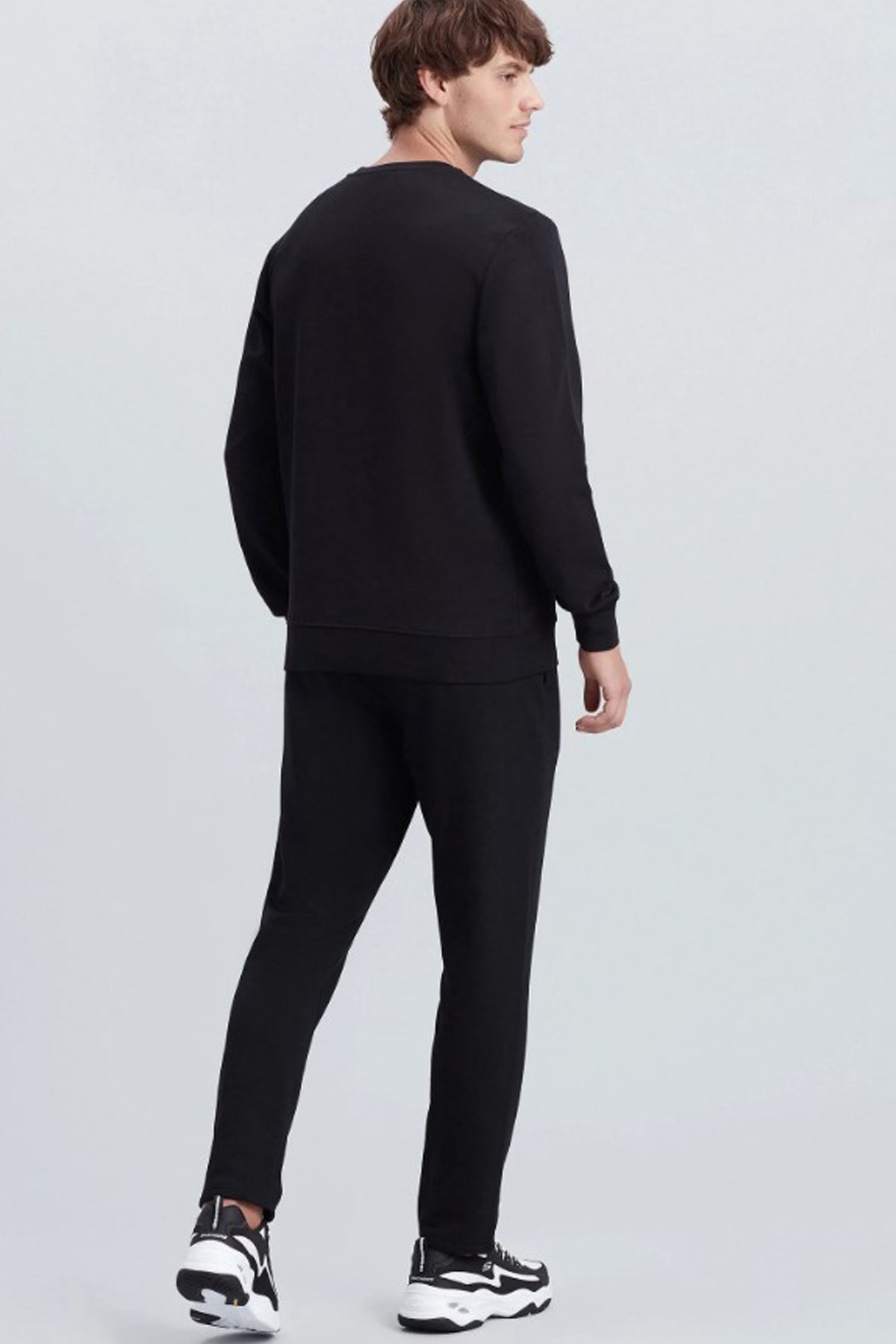 Skechers New Basics Crew Neck Erkek Sweatshirt S212265-001 Siyah