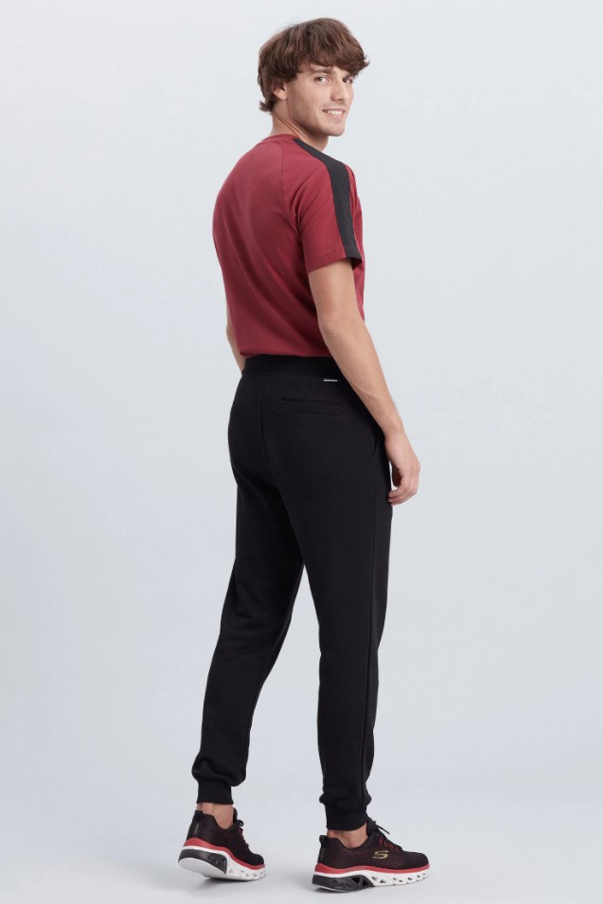 Skechers New Basics Jogger Erkek Eşofman Altı S212268-001 Siyah