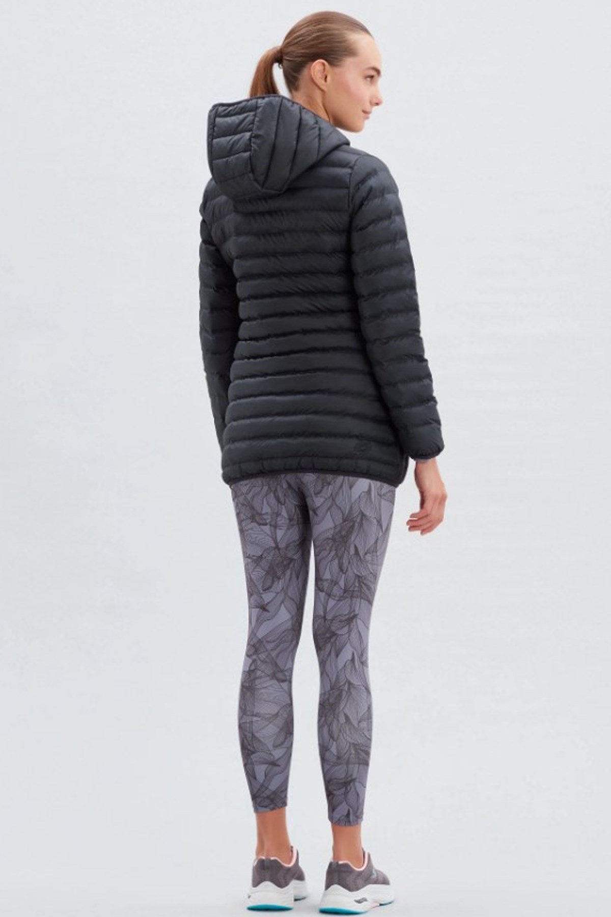 Skechers Essential Midi Length Hooded Kadın Mont S212276-001 Siyah
