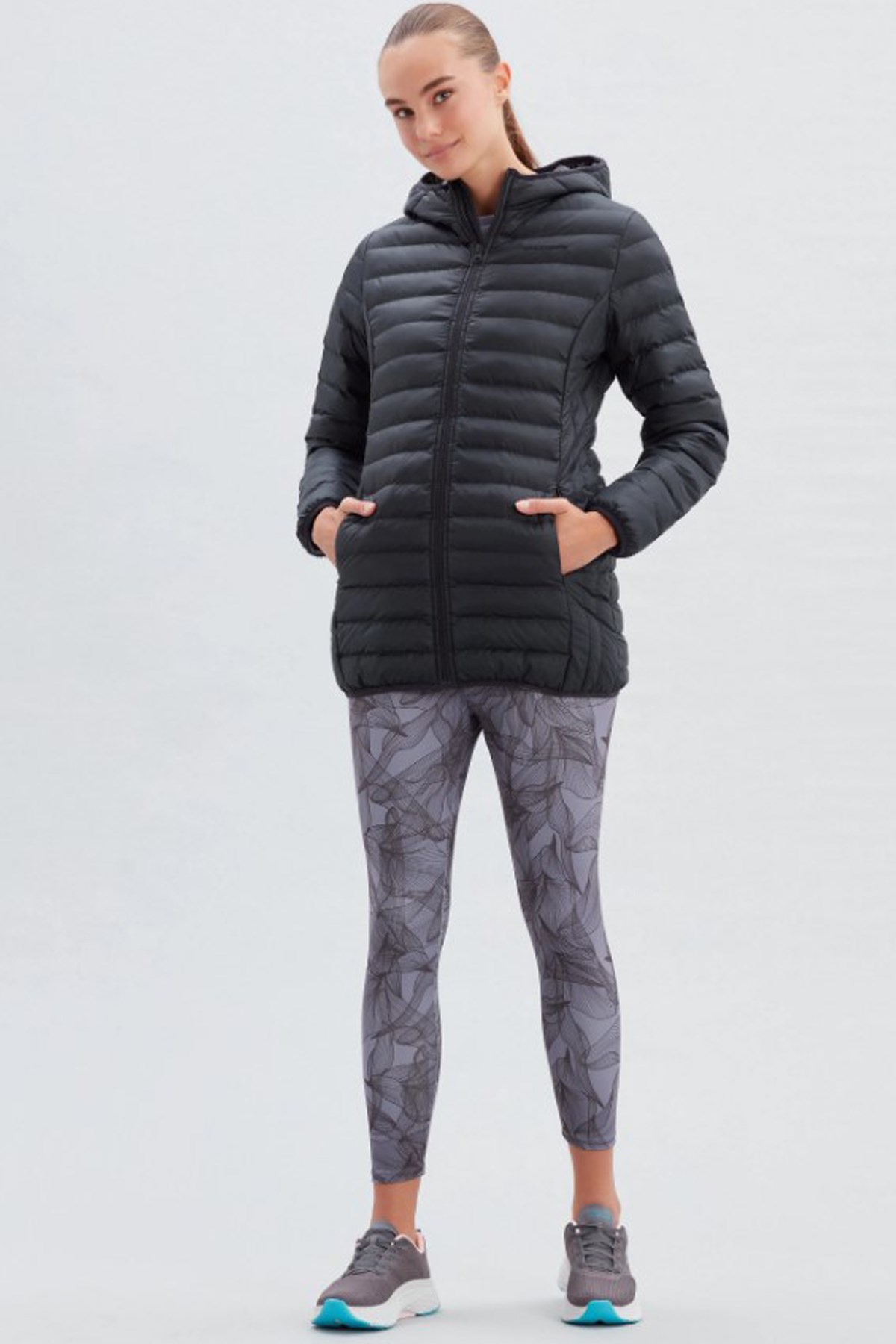Skechers Essential Midi Length Hooded Kadın Mont S212276-001 Siyah
