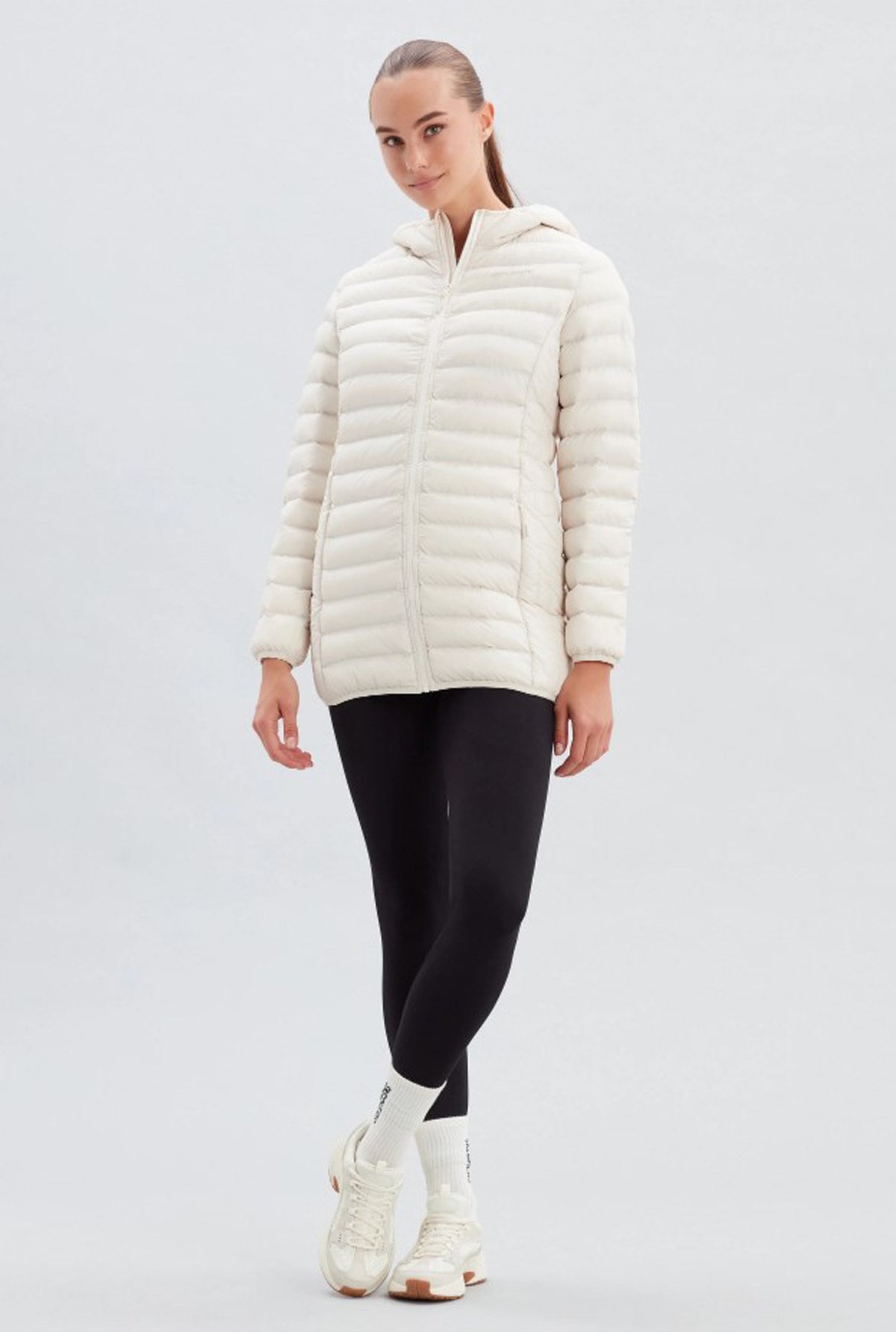 Skechers Essential Midi Length Hooded Kadın Mont S212276-102 Beyaz