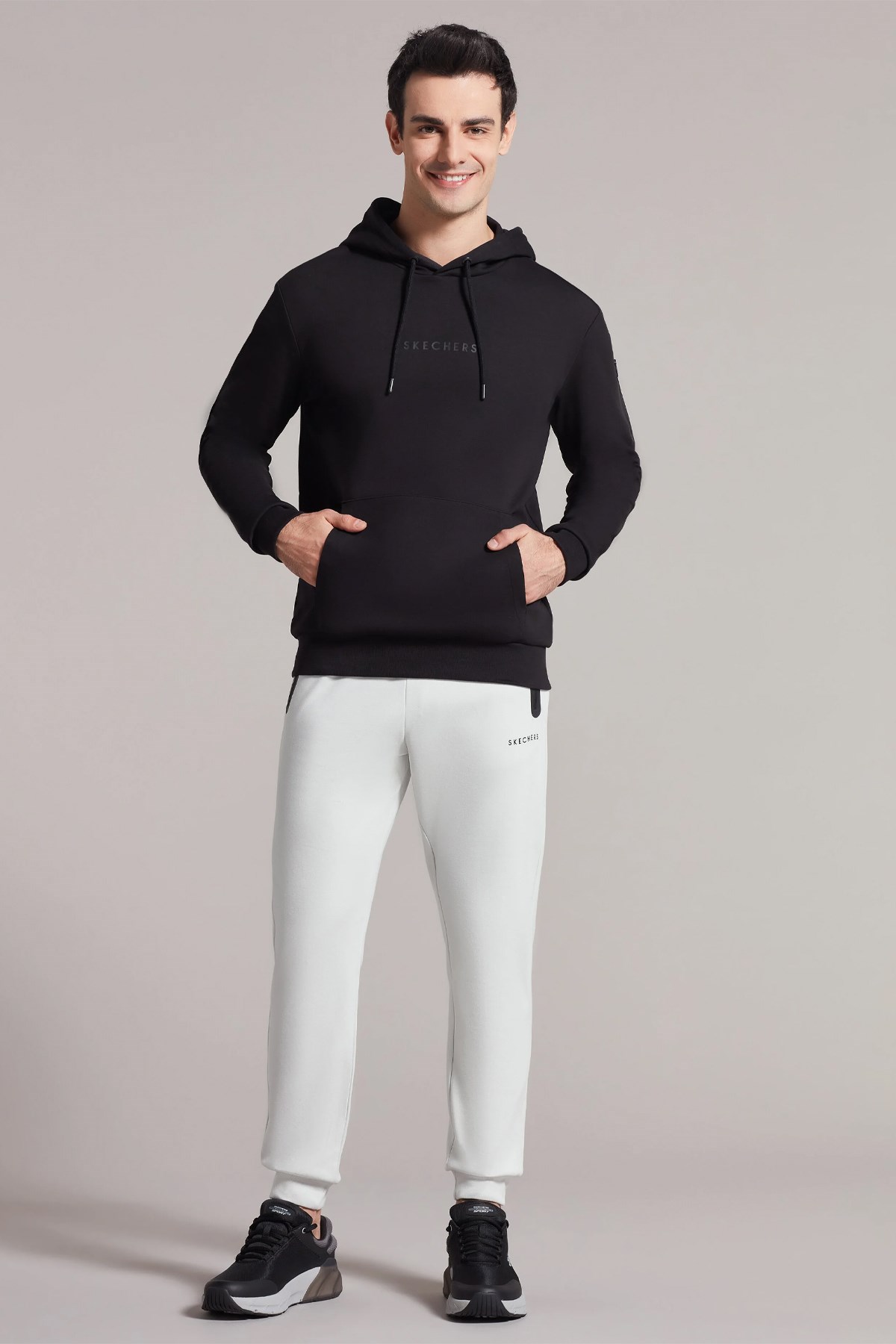 Skechers 2XI-Lock Arm Erkek Sweatshirt S221022-001 Siyah