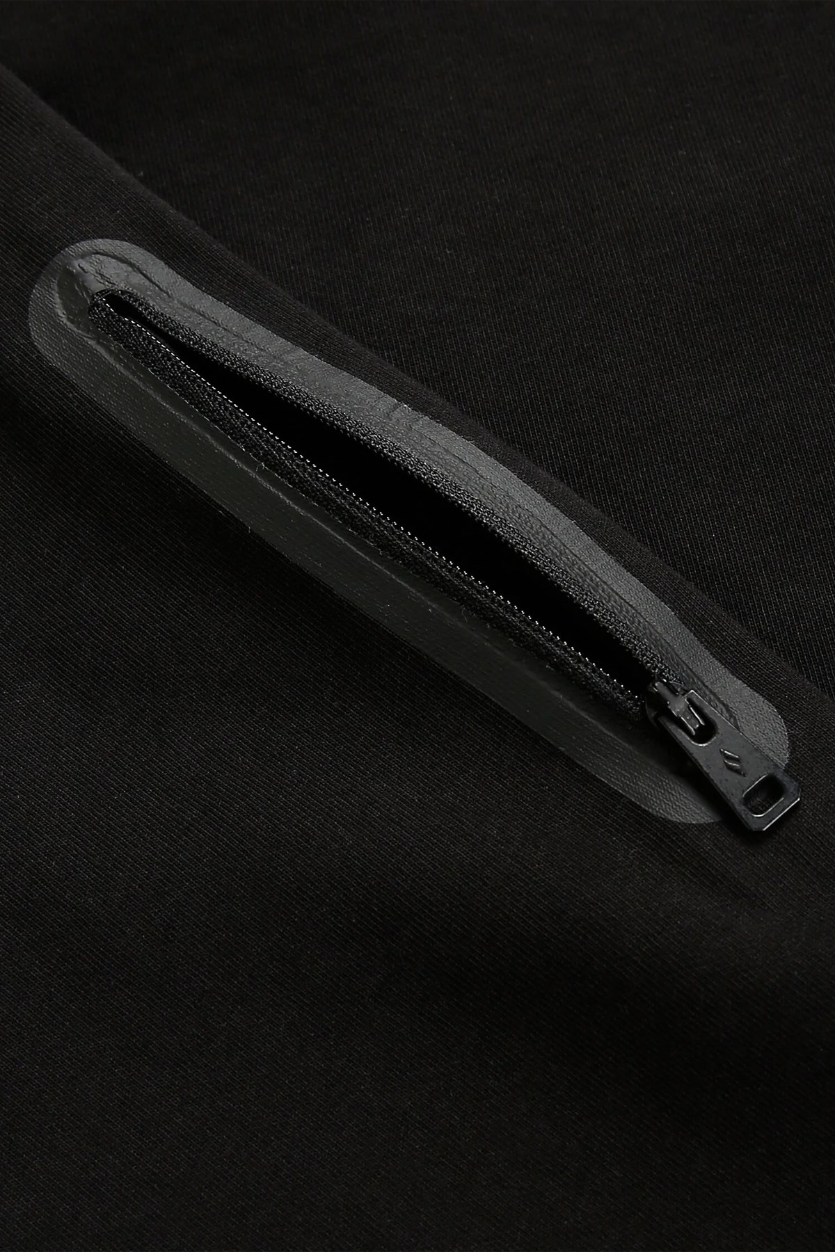 Skechers 2XI-Lock Arm Erkek Sweatshirt S221022-001 Siyah