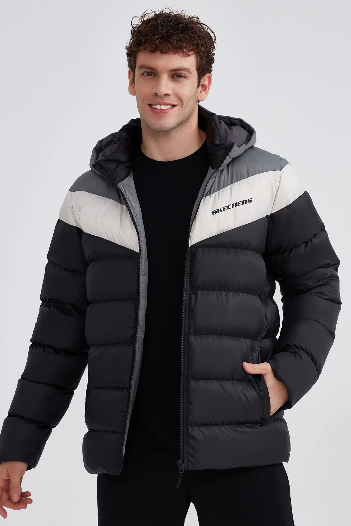 Skechers Outerwear Colorblock Padded Erkek Mont S222069-001 Siyah