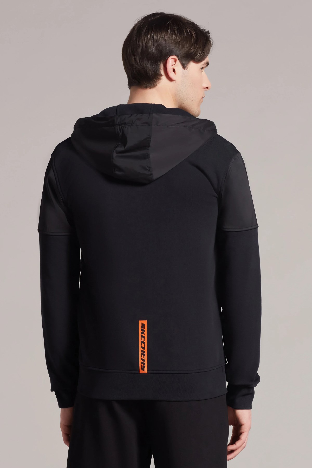 Skechers Erkek Sweatshirt S231002-001 Siyah
