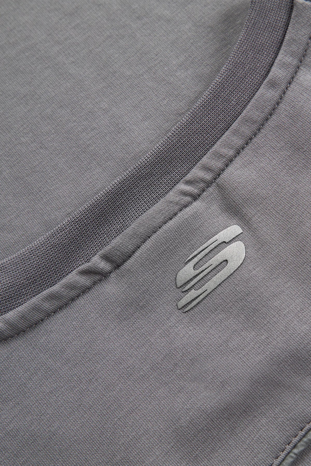 Skechers Graphic Sleeve Erkek Tişört S231094-003 Antrasit