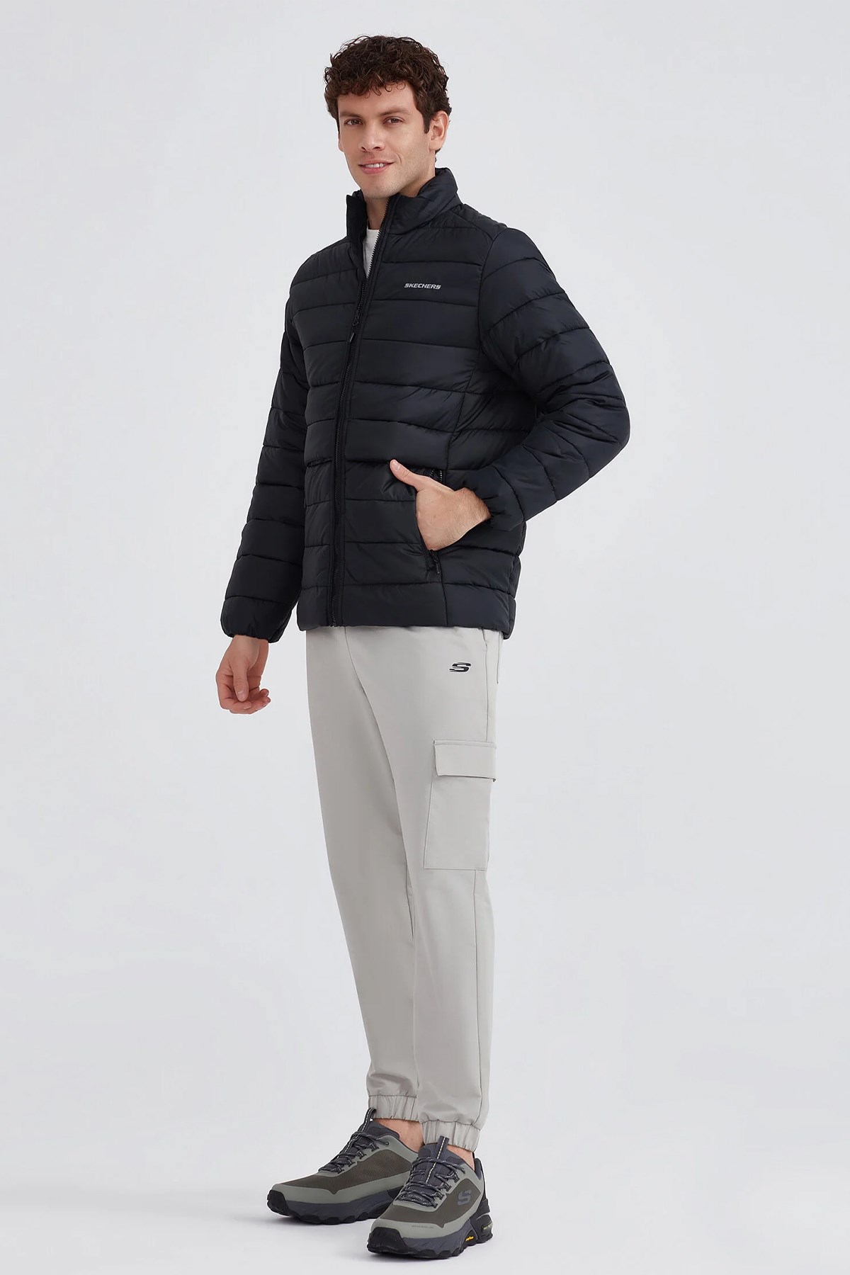 Skechers Outerwear Padded Erkek Mont S231242-001 Siyah