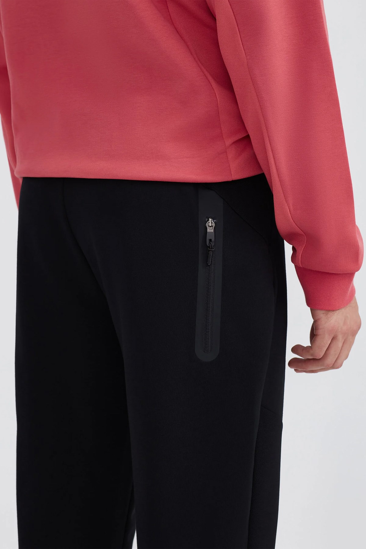 Skechers 2XI-Lock Jogger Erkek Eşofman Altı S232195-001 Siyah