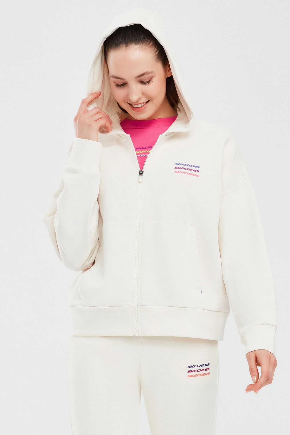 Skechers Essential Sweatshirt Kadın Sweatshirt S232242-102 Beyaz