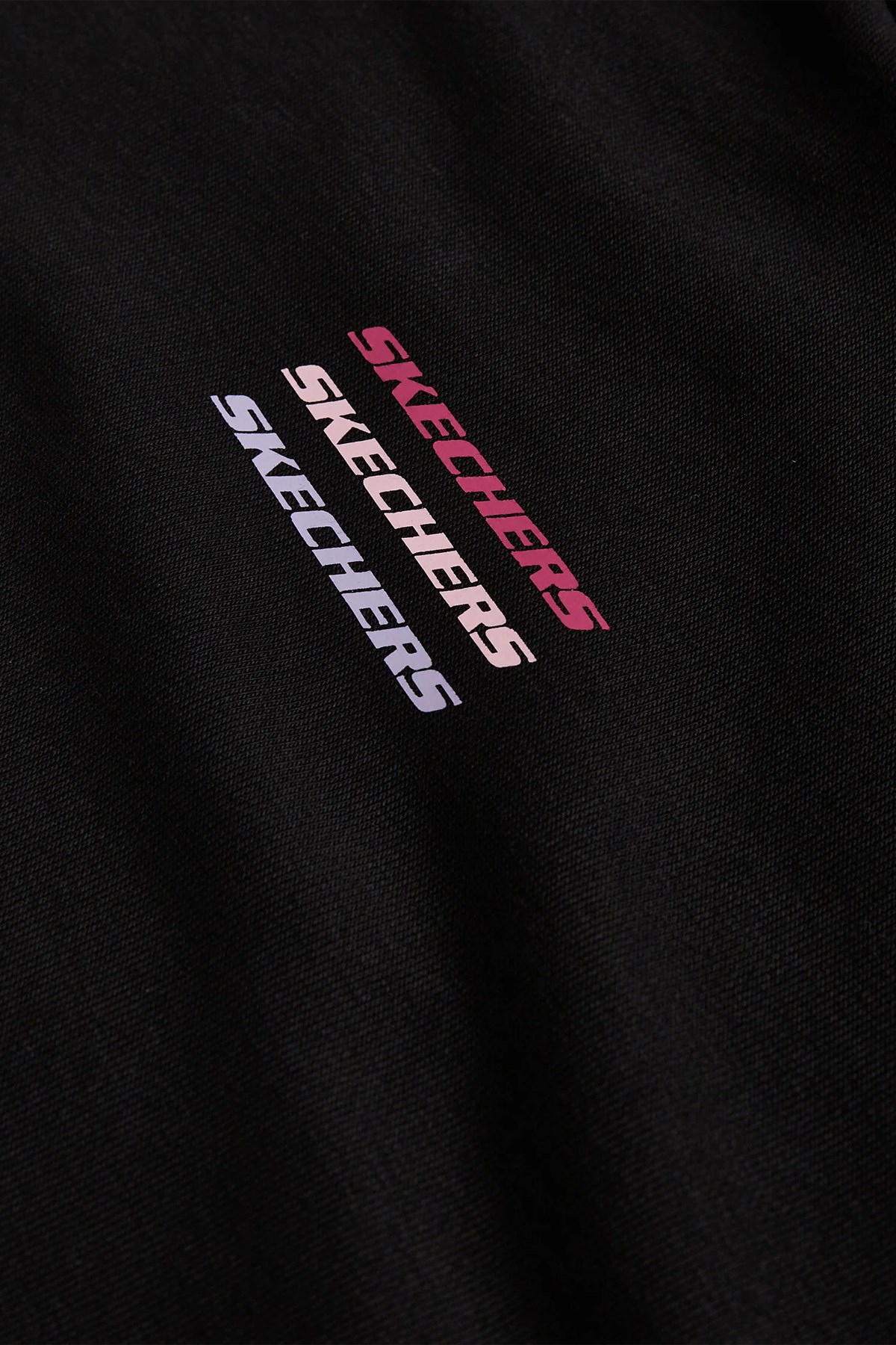 Skechers Essential Hoodie Kadın Sweatshirt S232243-001 Siyah