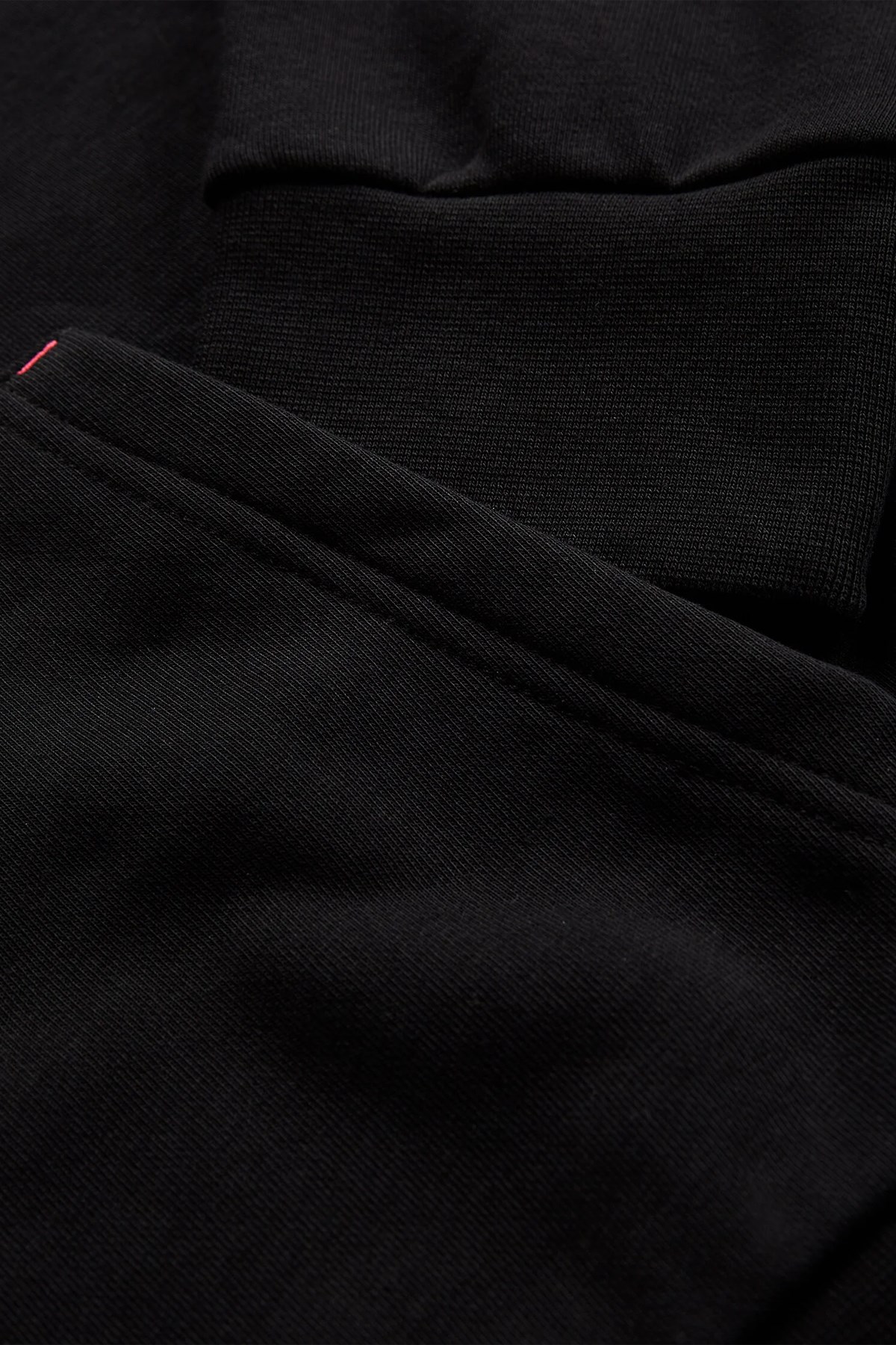 Skechers Essential Hoodie Kadın Sweatshirt S232243-001 Siyah