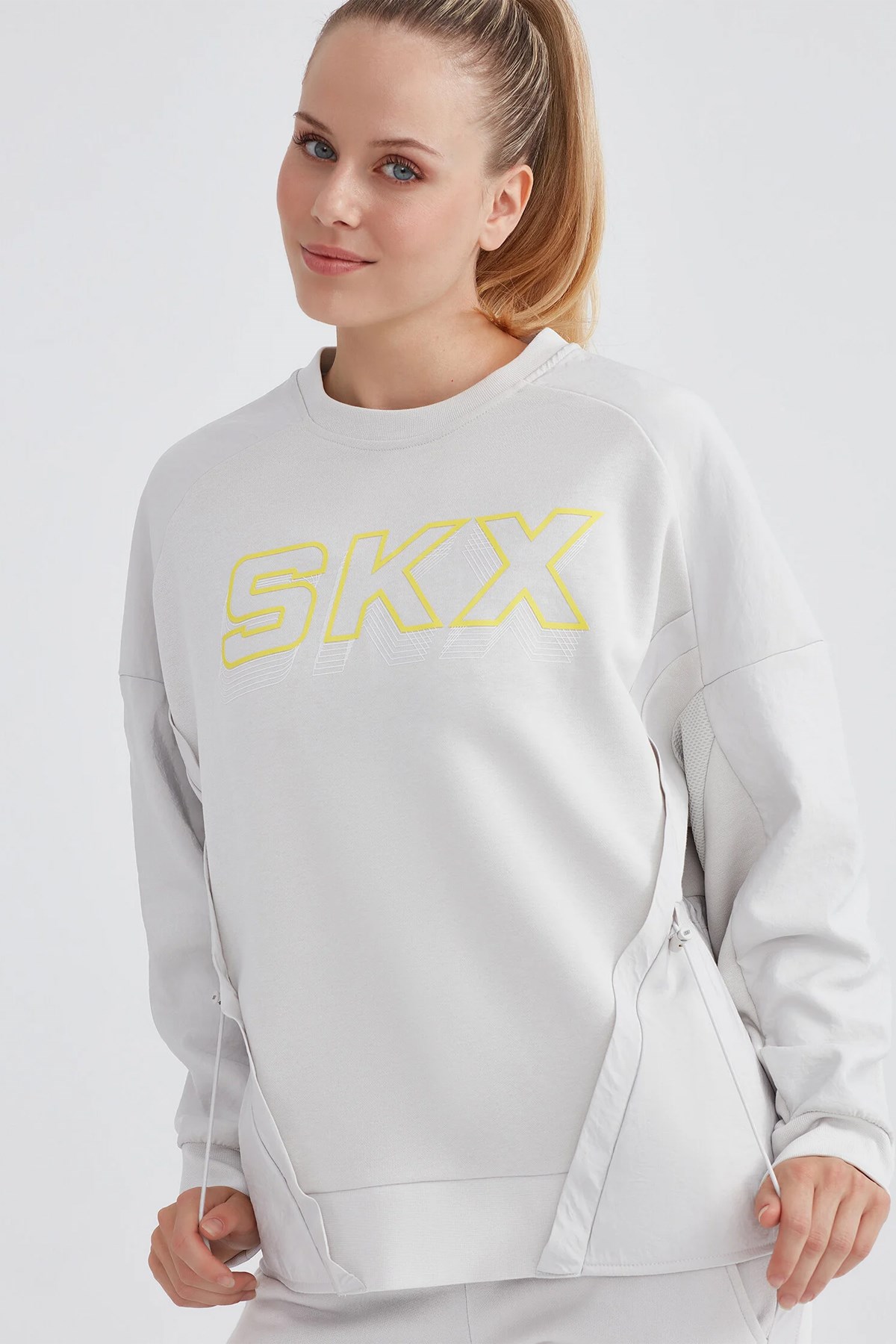 Skechers LW Fleece Crew Neck Kadın Sweatshirt S232283-032 Gri