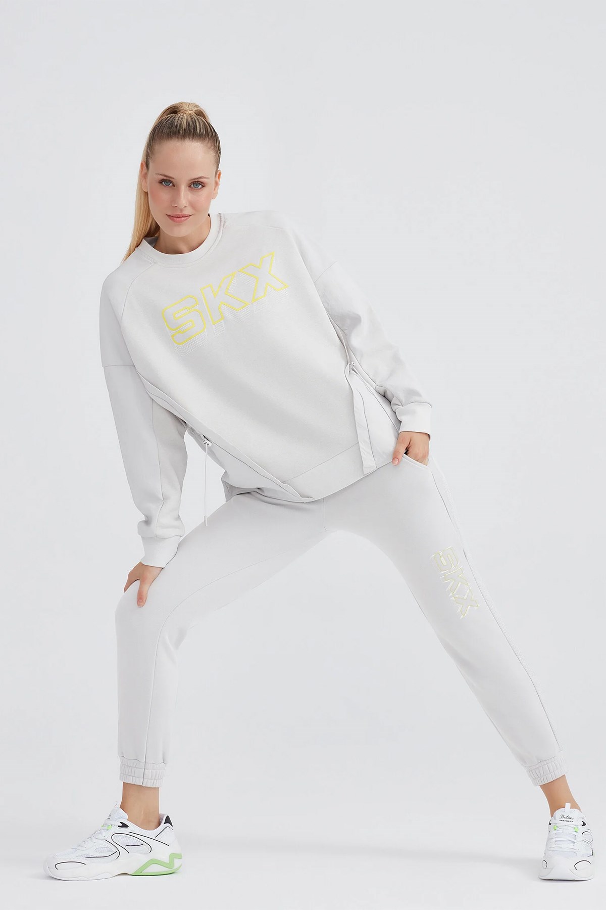 Skechers LW Fleece Jogger Kadın Eşofman Altı S232285-032 Gri