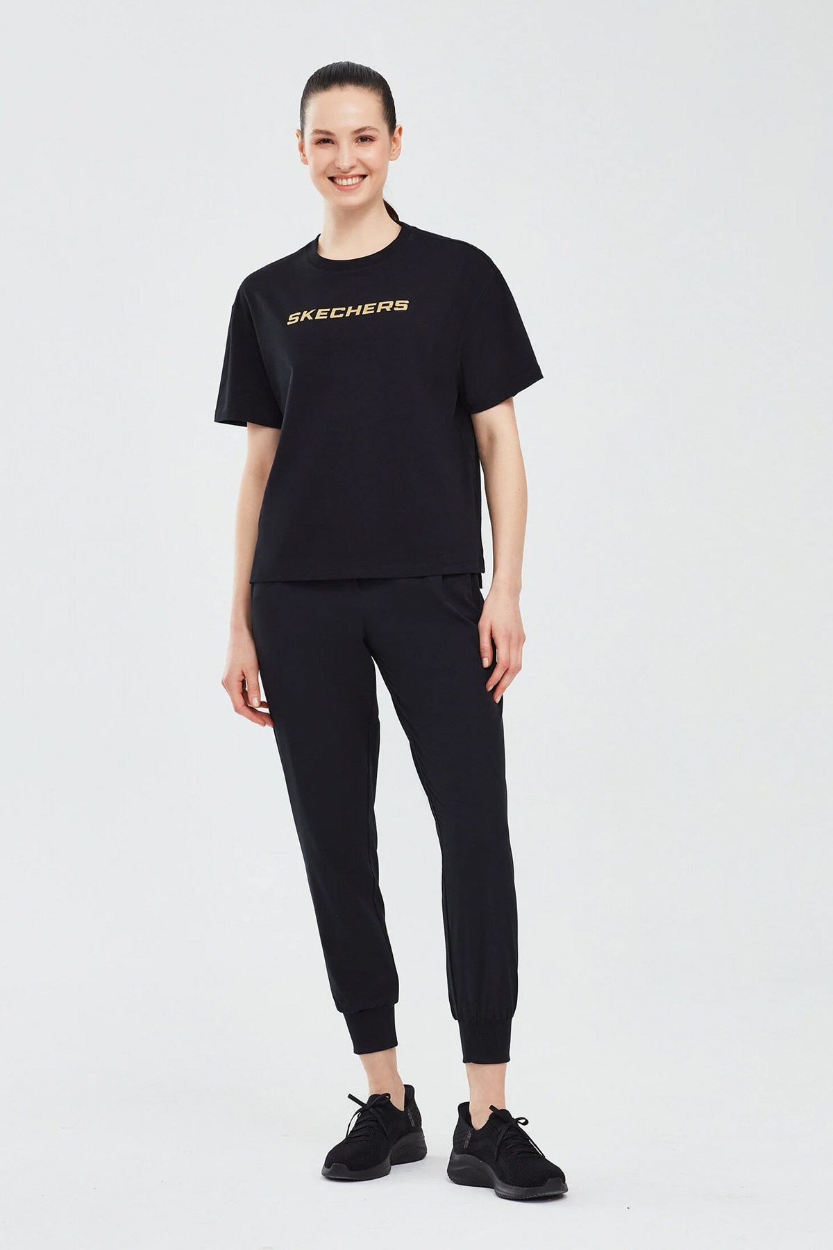 Skechers Graphic Sleeve Kadın Tişört S241012-001 Siyah