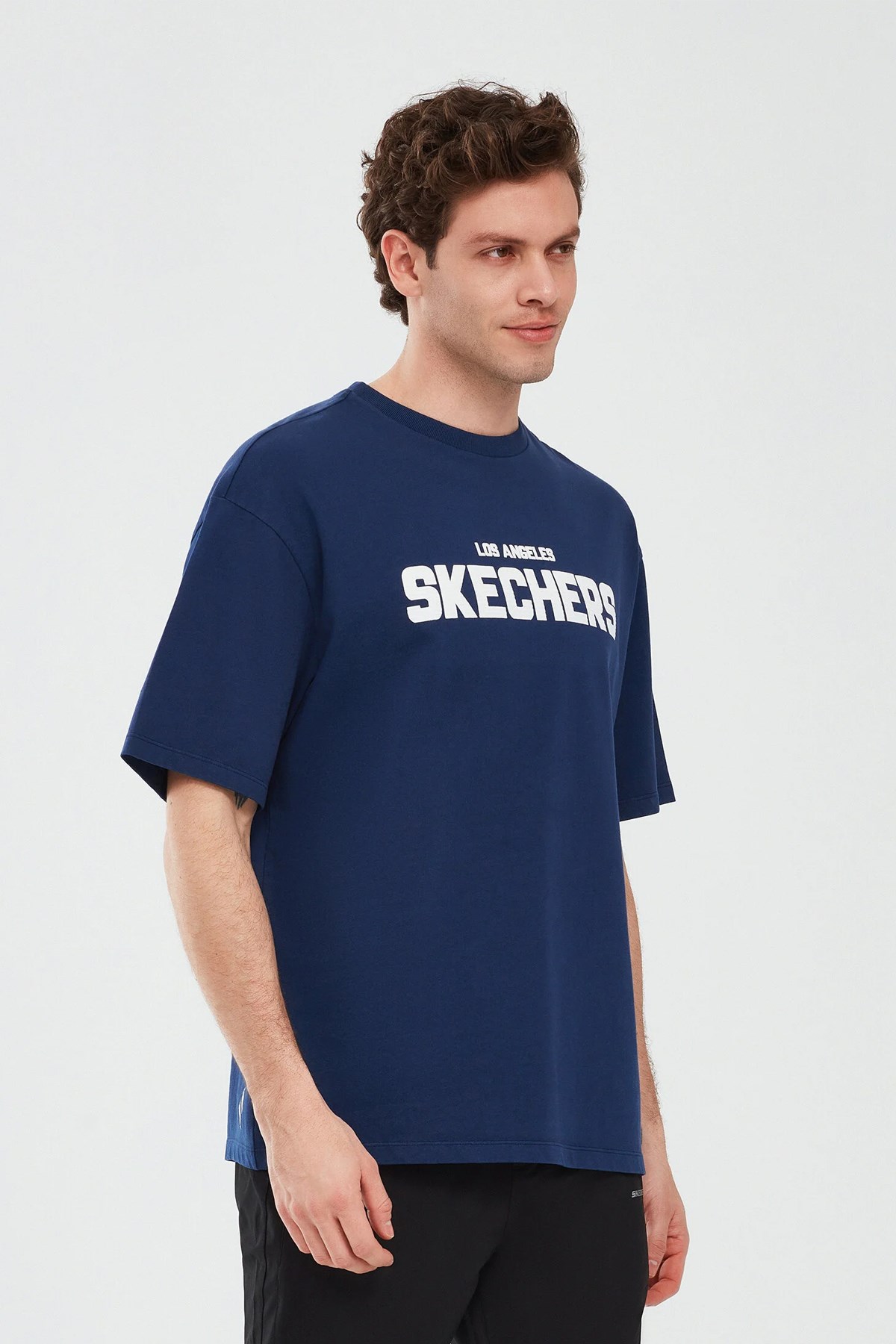Skechers Graphic Sleeve Erkek Tişört S241070-410 Lacivert