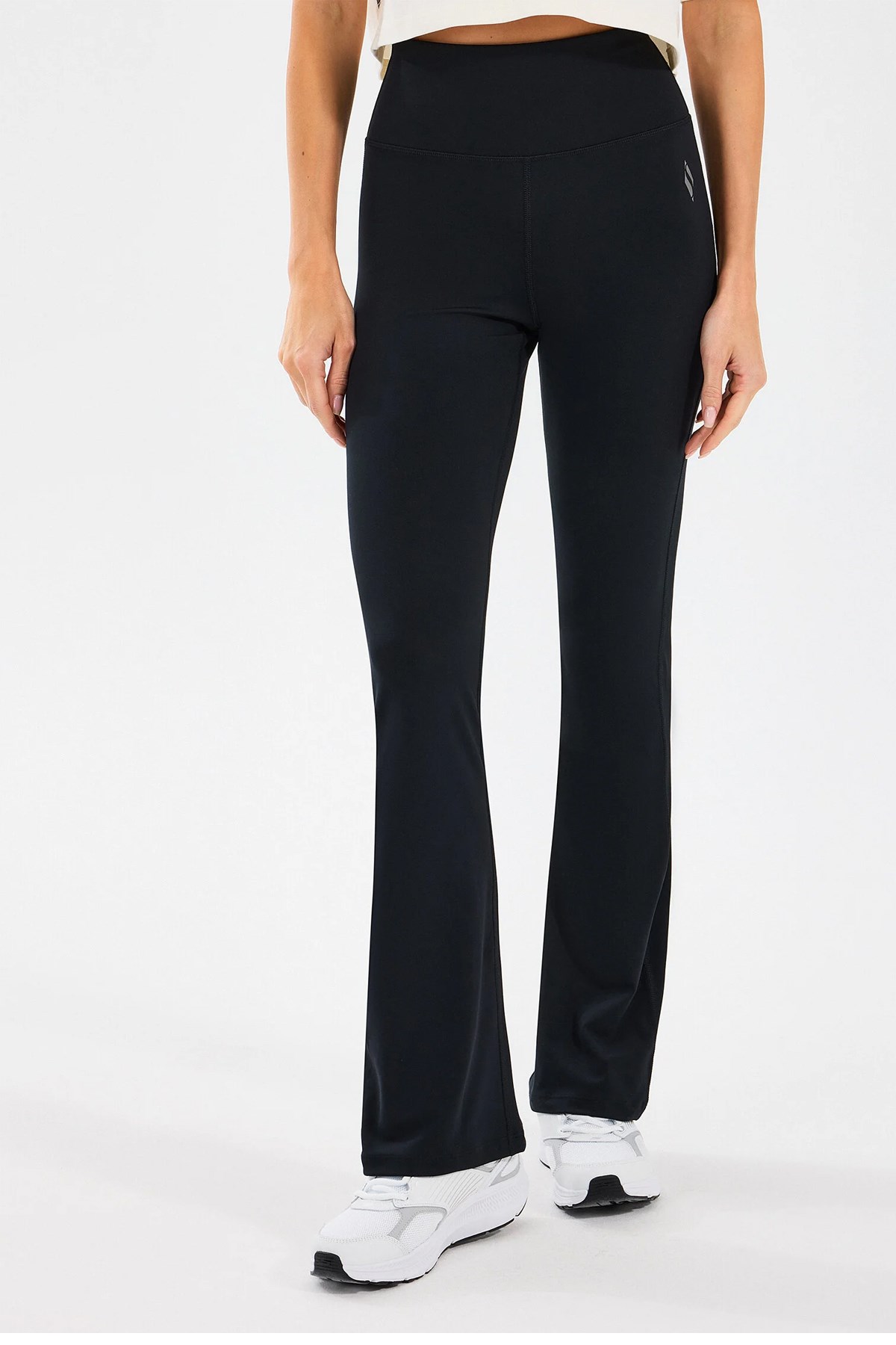 Skechers Basic Flare Kadın Tayt S2510201-001 Siyah