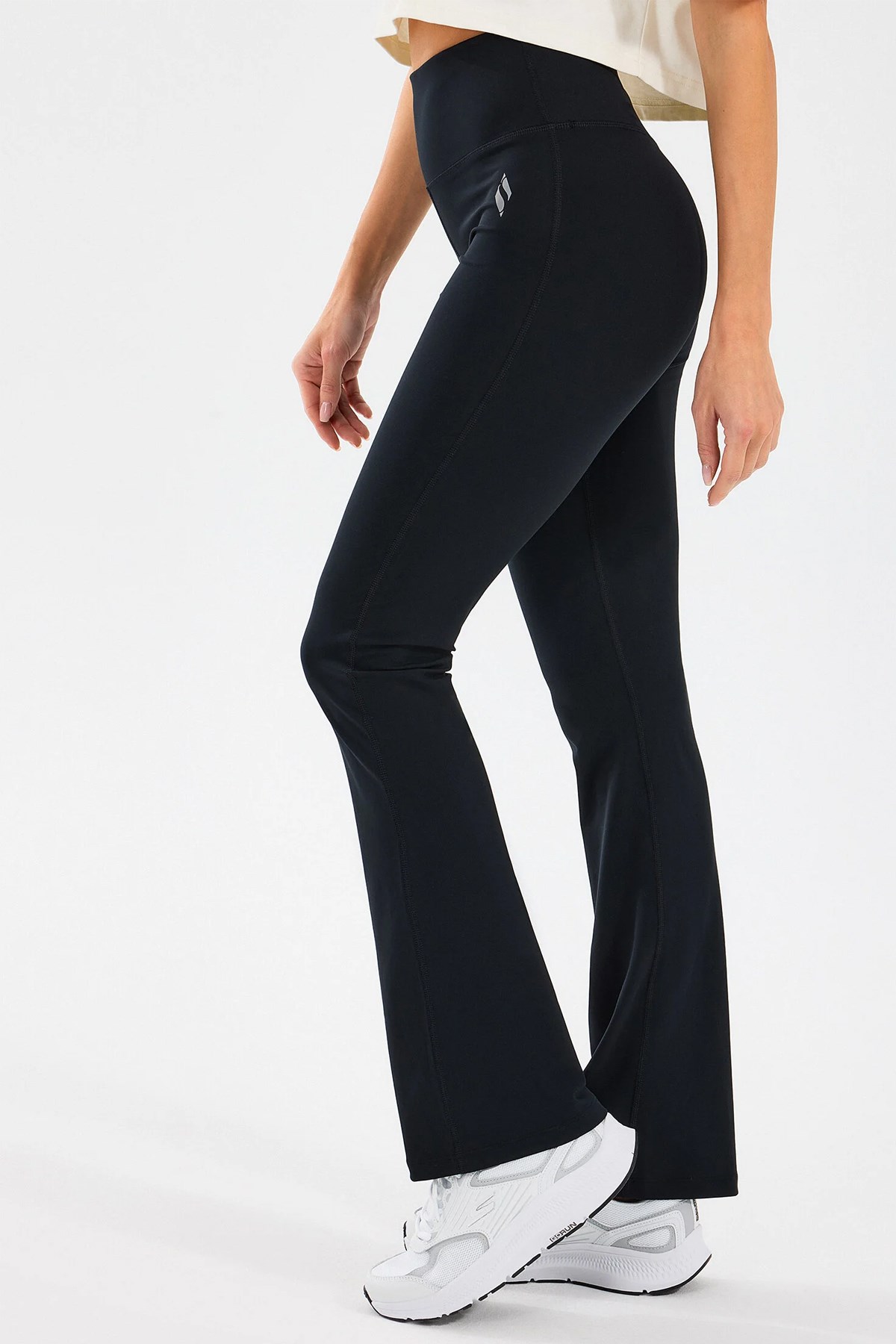 Skechers Basic Flare Kadın Tayt S2510201-001 Siyah