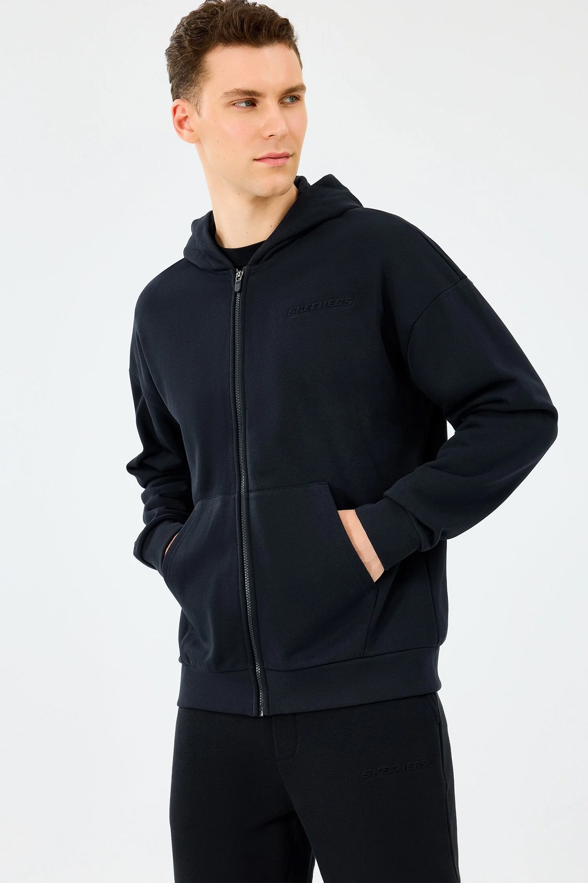 Skechers Essential Erkek Sweatshirt S2610014-3817 Siyah