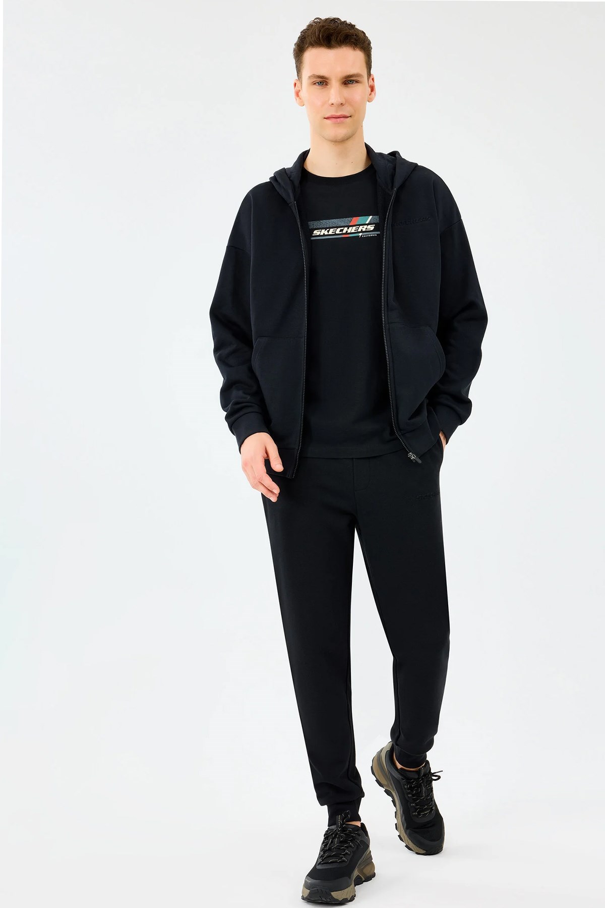Skechers Essential Erkek Sweatshirt S2610014-3817 Siyah