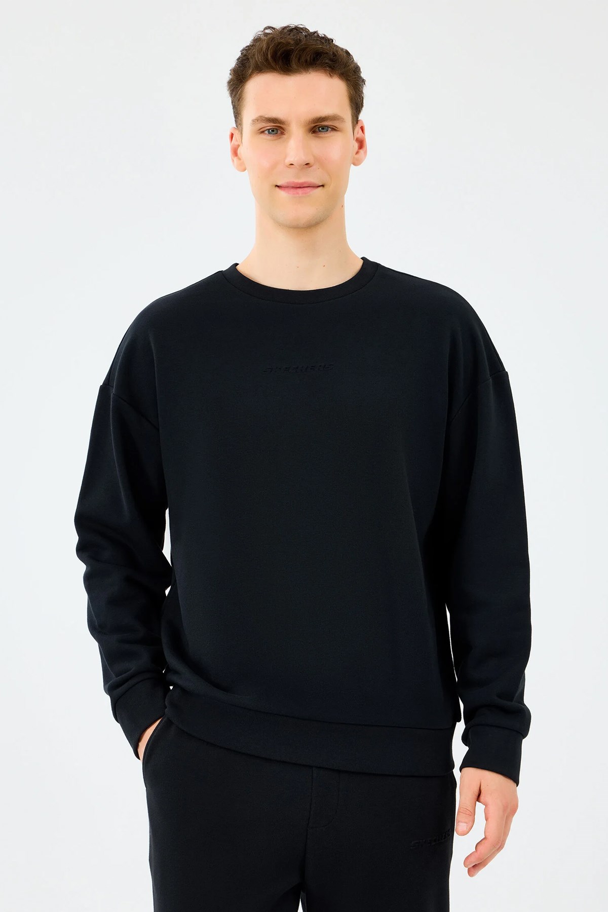 Skechers Essential Erkek Sweatshirt S2610015-3817 Siyah