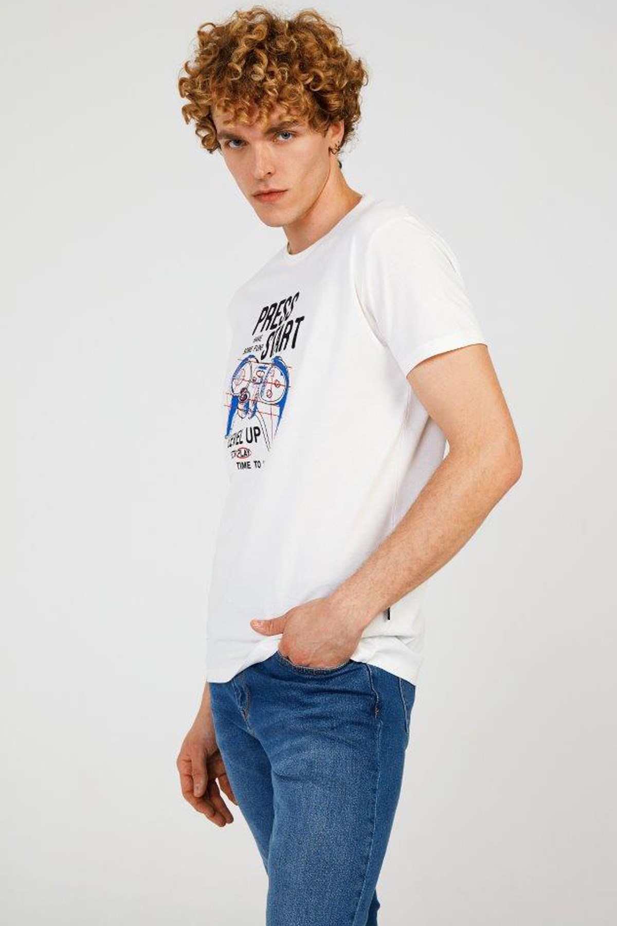 The Crow Game Erkek Tişört TC7123 Beyaz