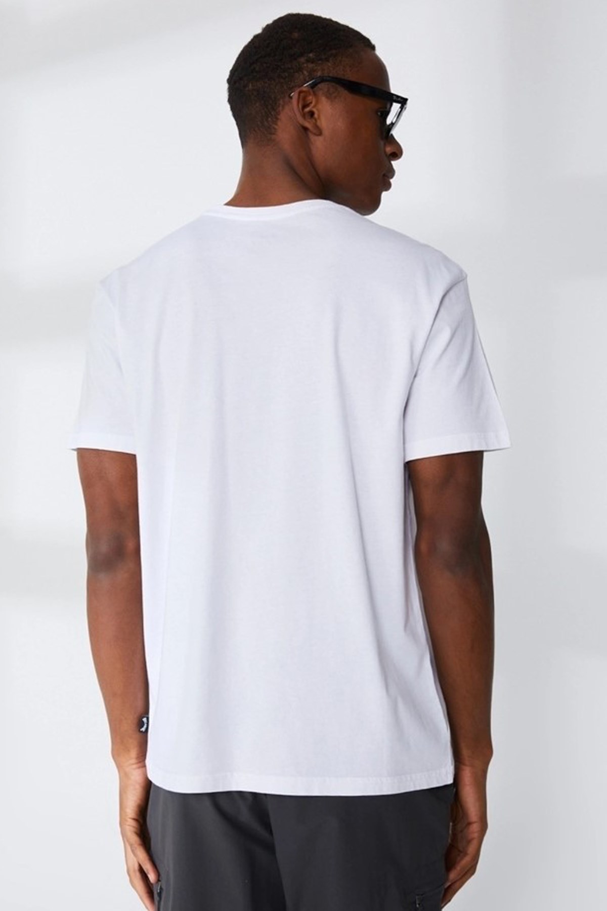 Billabong Stacked Erkek Tişört U1SS98 Beyaz