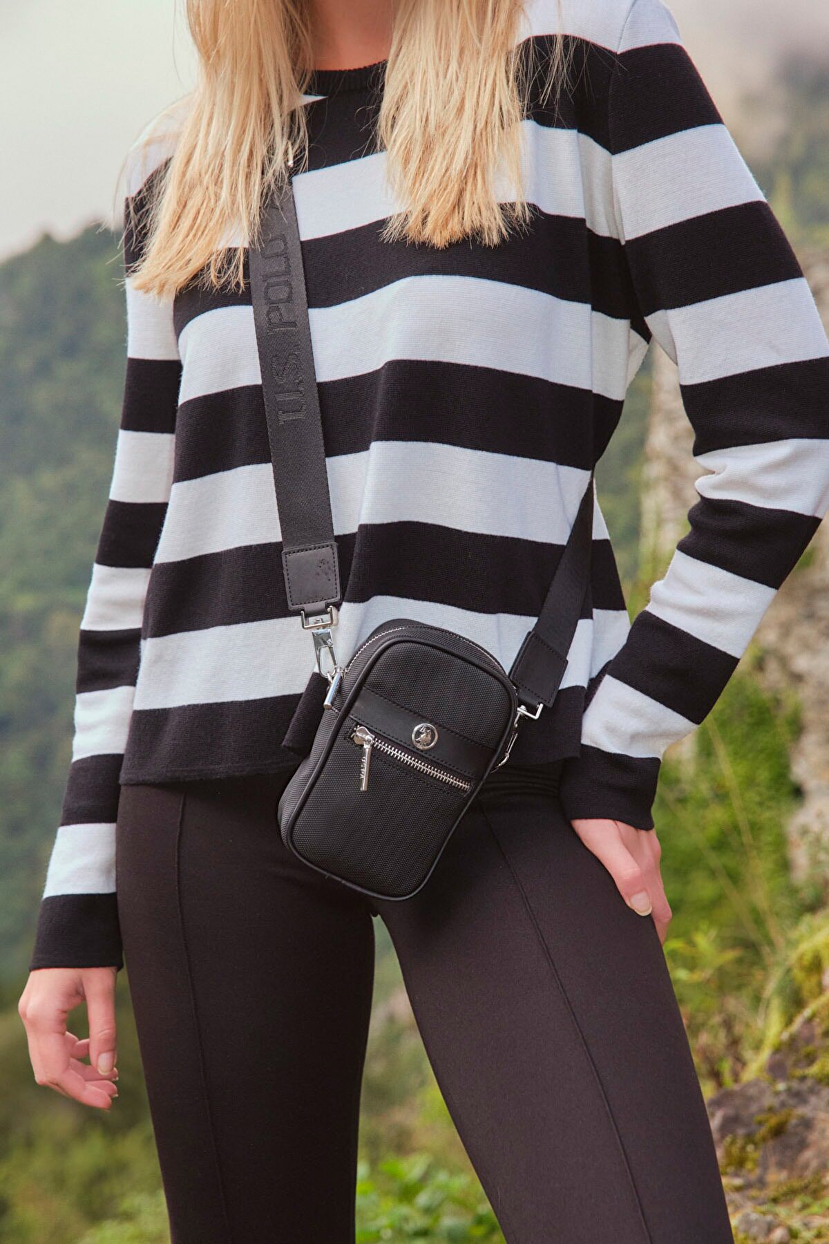 U.S. Polo Assn. Kadın Çapraz Çanta US22572 Siyah