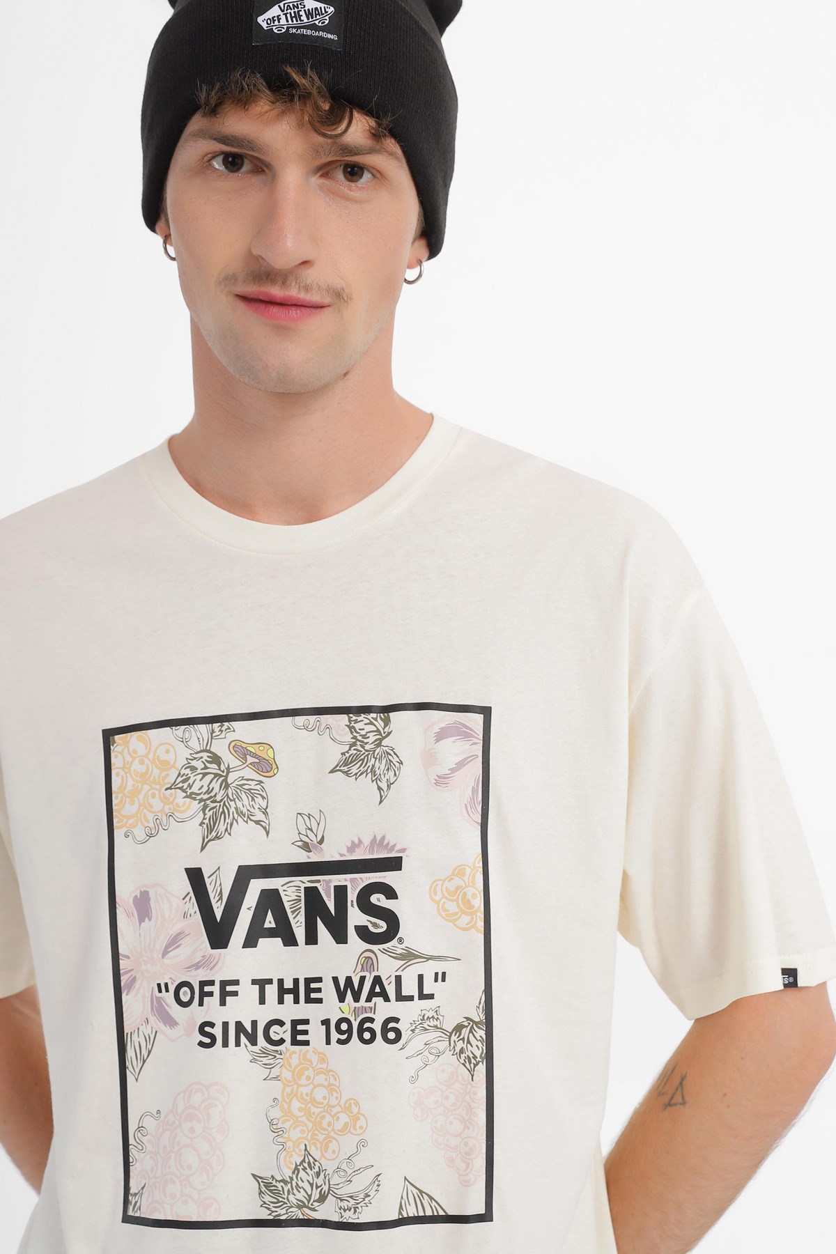 Vans Box Garden-B Erkek Tişört VN000AF63KS1 Beyaz