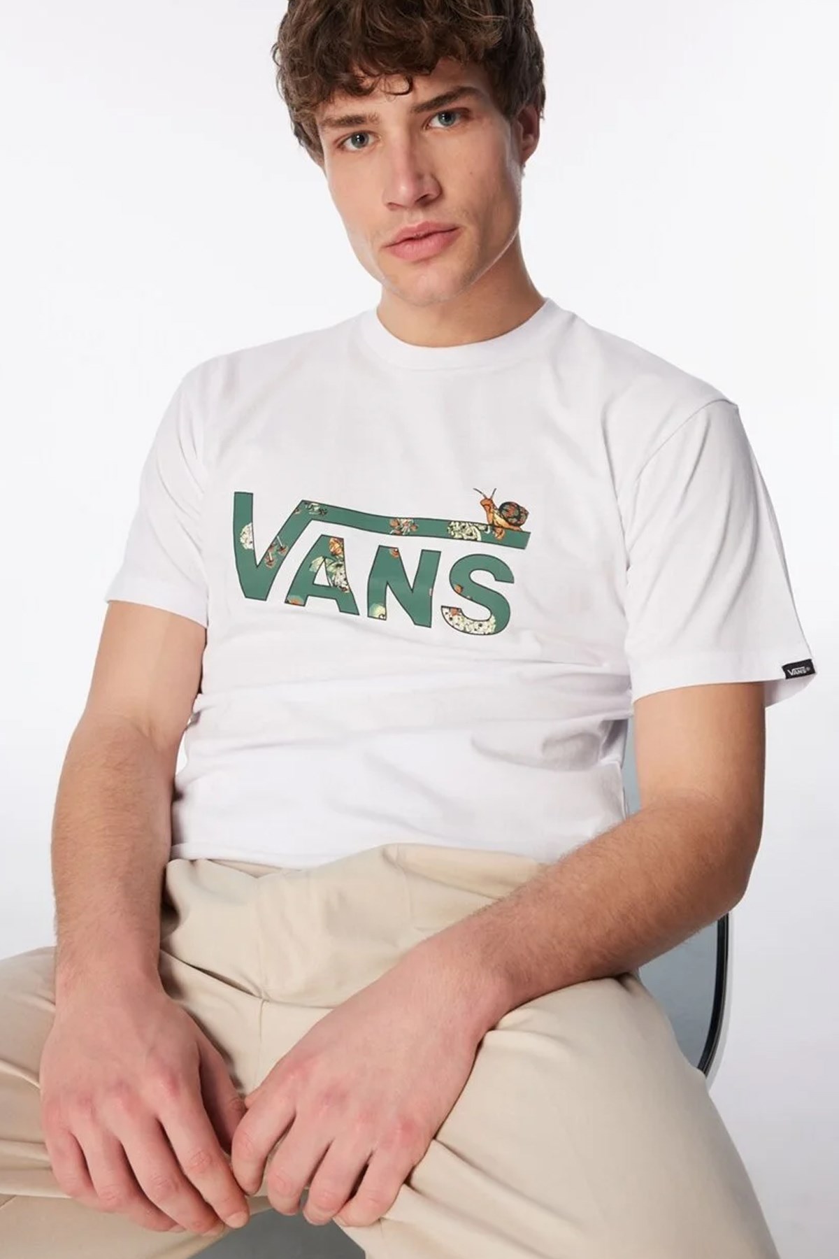 Vans Snail Trail Erkek Tişört VN000FJEWHT1 Beyaz