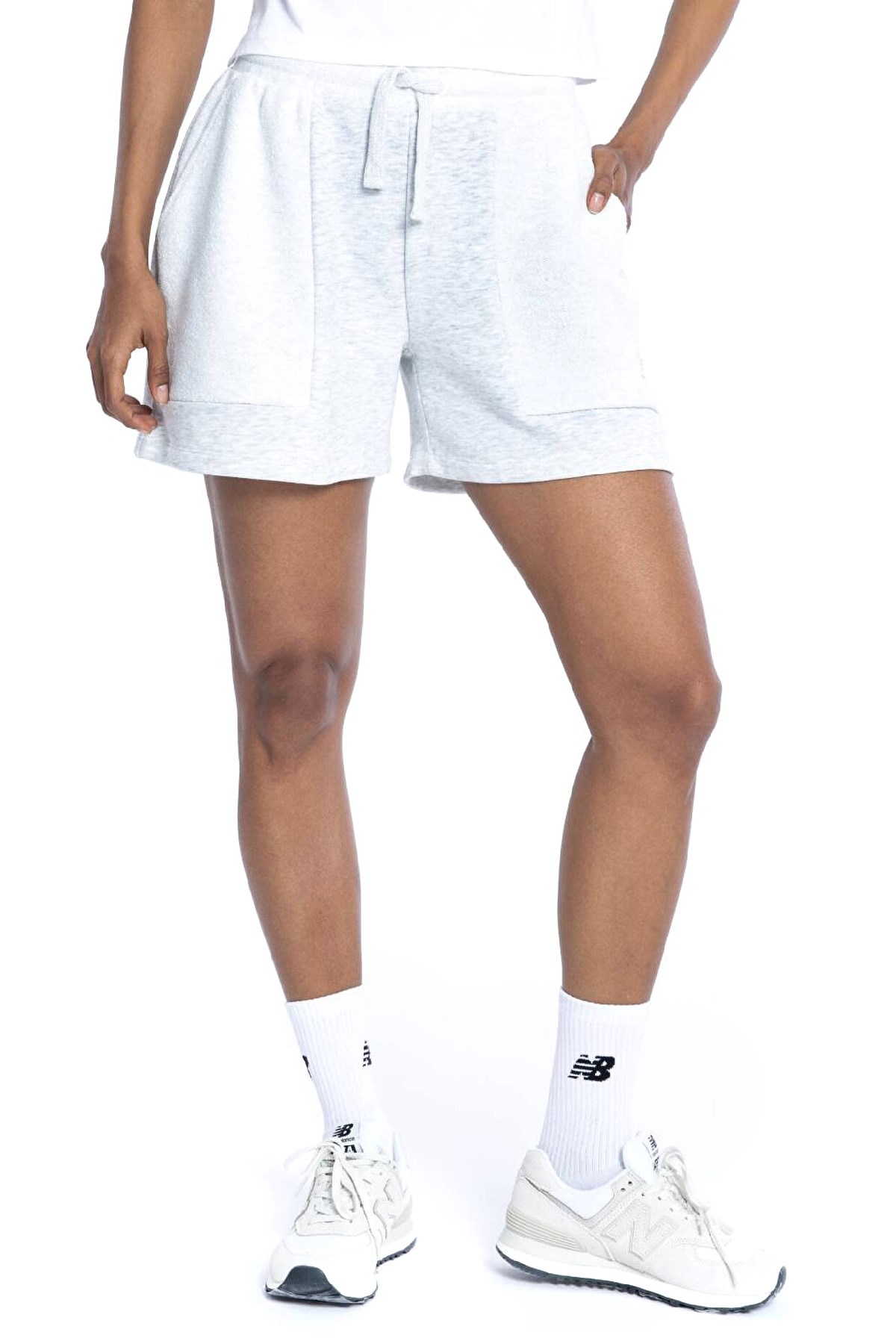 New Balance Lifestyle Kadın Şort WNS1357-SNW Gri